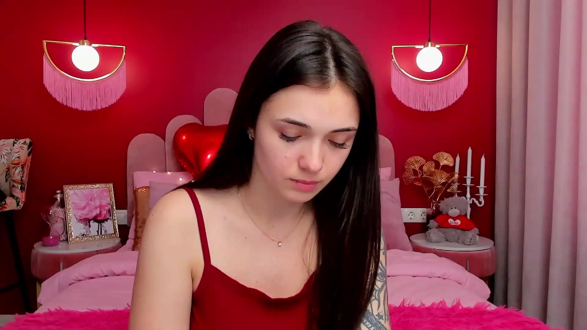 Gallery image thumbnail from AmeliaMFC's myfreecams stream on, 02/17/2023, 10:28 image 16 of 20