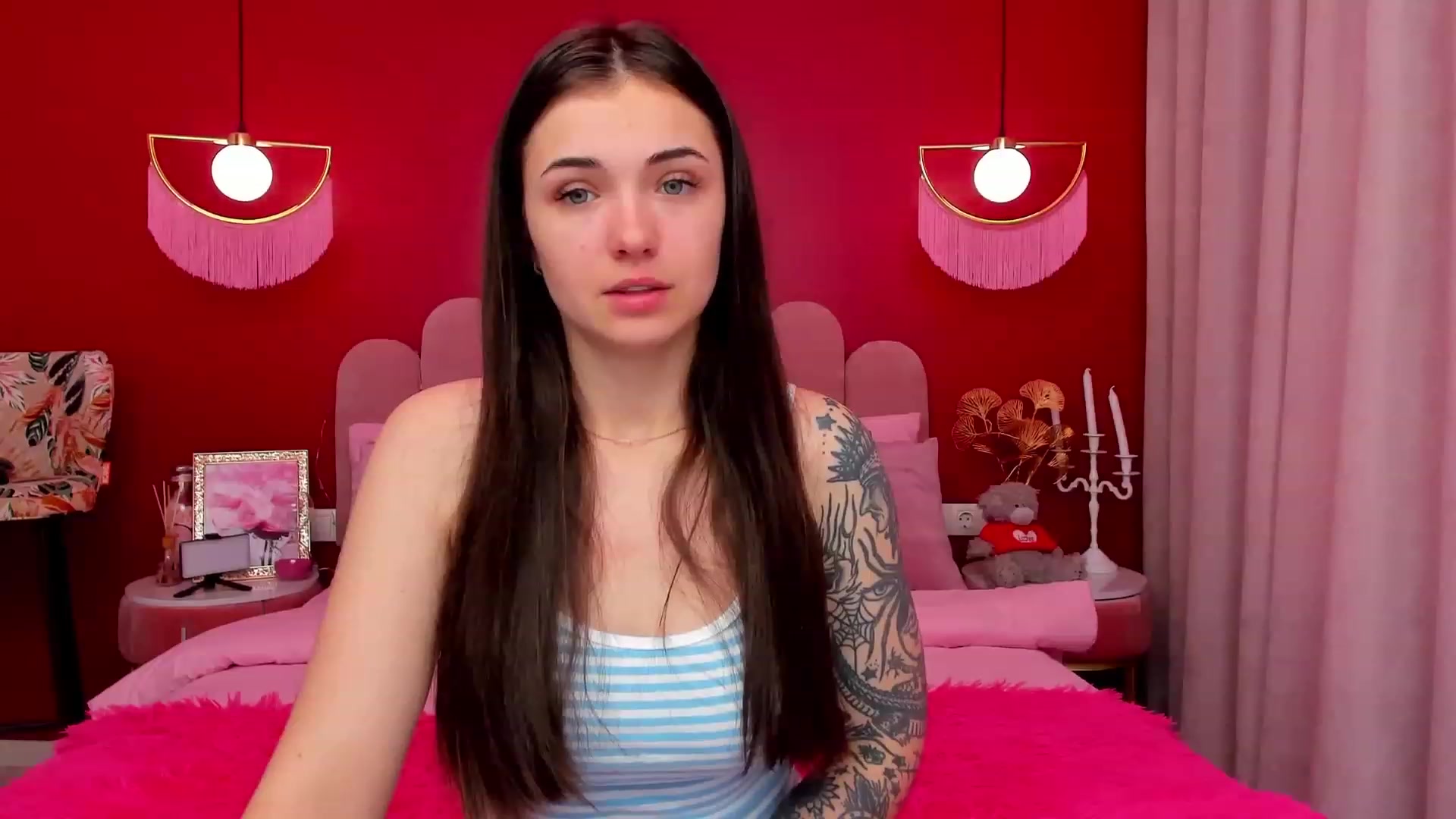 Gallery image thumbnail from AmeliaMFC's myfreecams stream on, 03/07/2023, 15:04 image 6 of 20