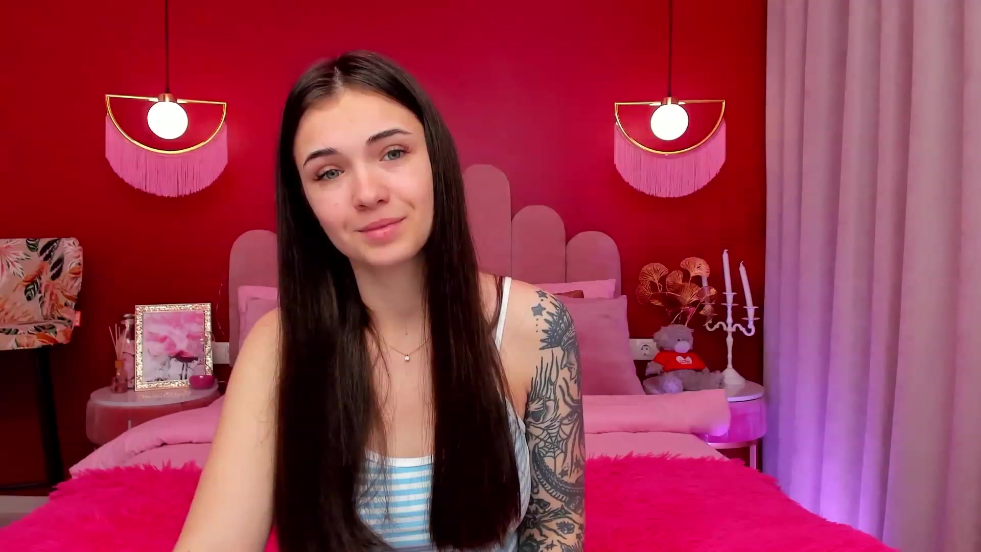 Gallery image thumbnail from AmeliaMFC's myfreecams stream on, 03/07/2023, 15:04 image 16 of 20