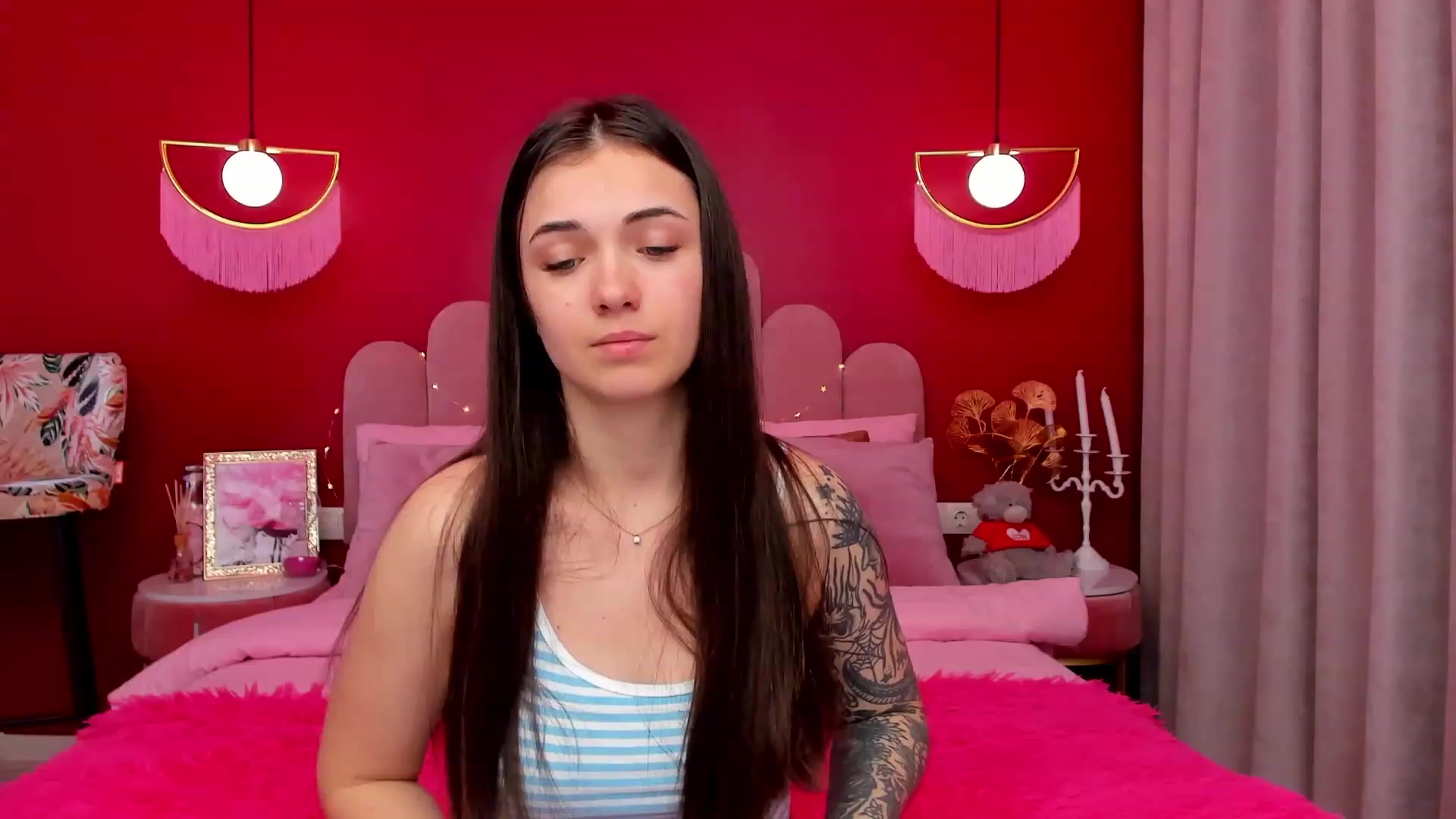 Gallery image thumbnail from AmeliaMFC's myfreecams stream on, 03/07/2023, 16:40 image 15 of 20