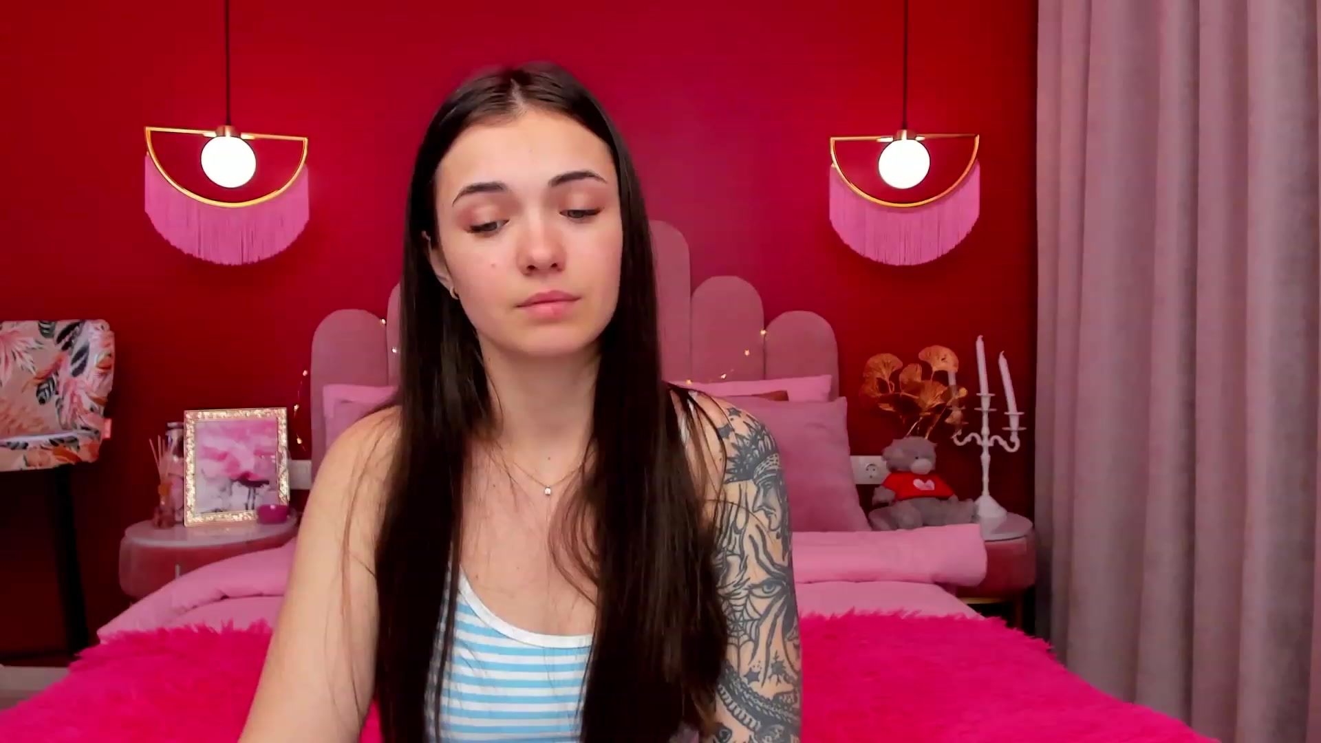 Gallery image thumbnail from AmeliaMFC's myfreecams stream on, 03/07/2023, 16:40 image 17 of 20