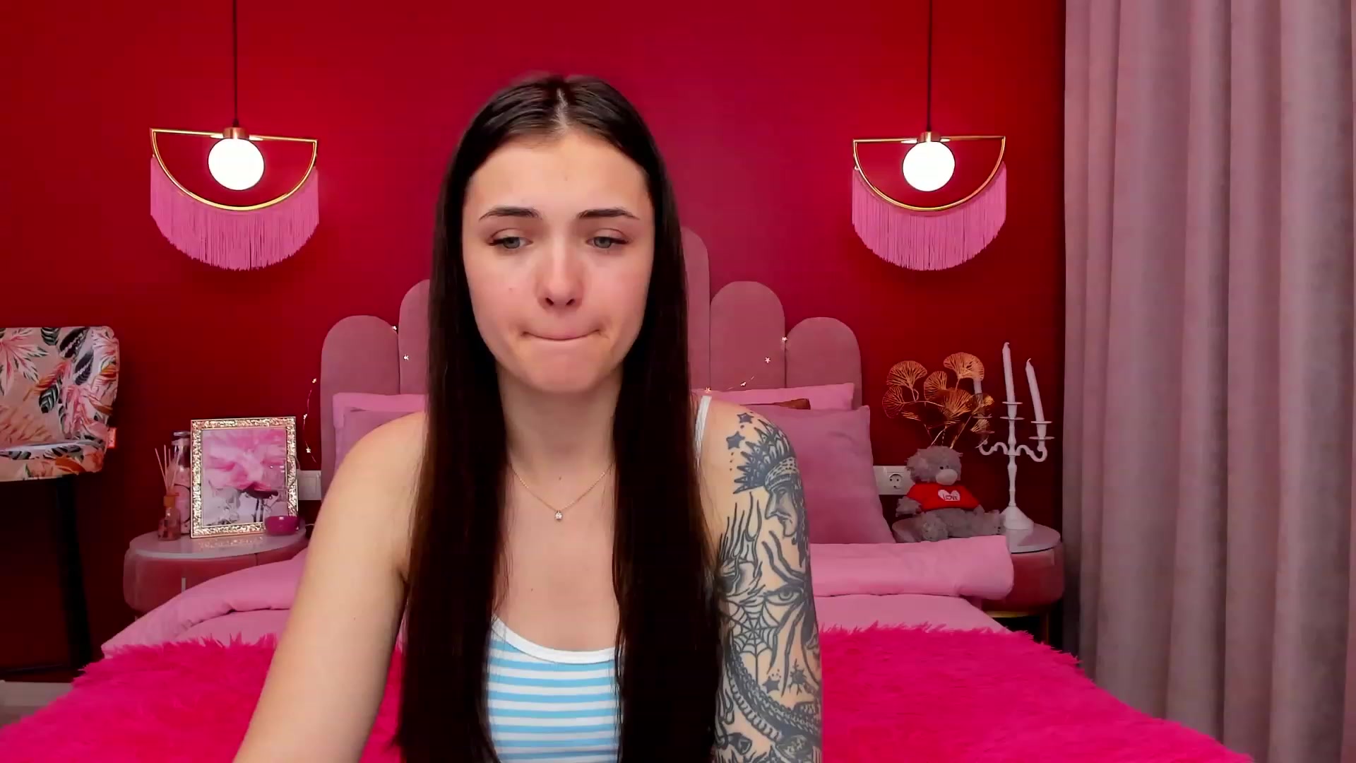Gallery image thumbnail from AmeliaMFC's myfreecams stream on, 03/07/2023, 16:40 image 8 of 20
