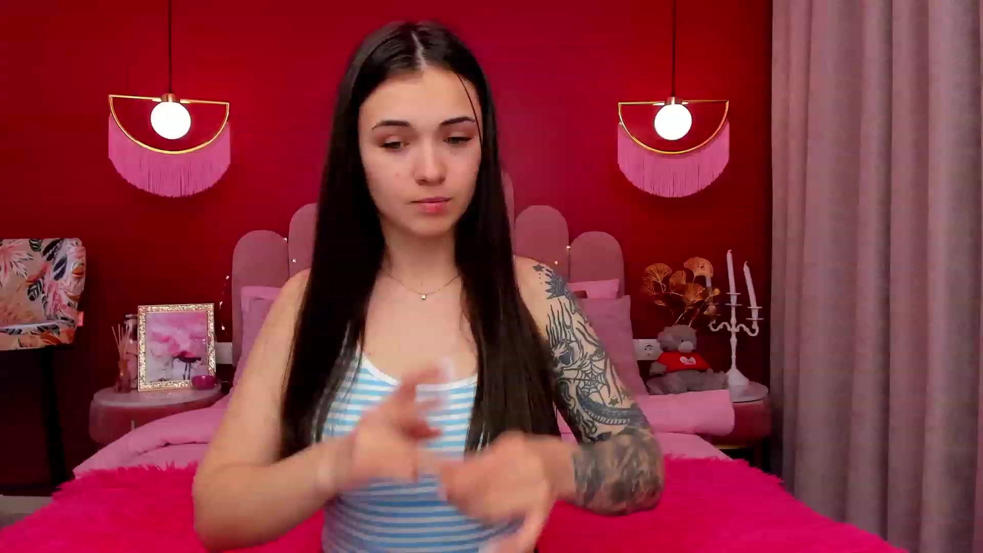 Gallery image thumbnail from AmeliaMFC's myfreecams stream on, 03/07/2023, 16:40 image 2 of 20