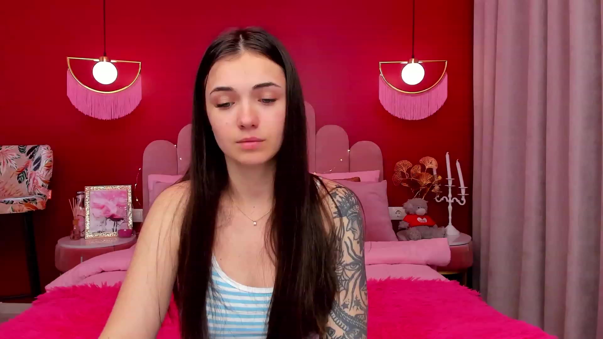 Gallery image thumbnail from AmeliaMFC's myfreecams stream on, 03/07/2023, 16:40 image 13 of 20