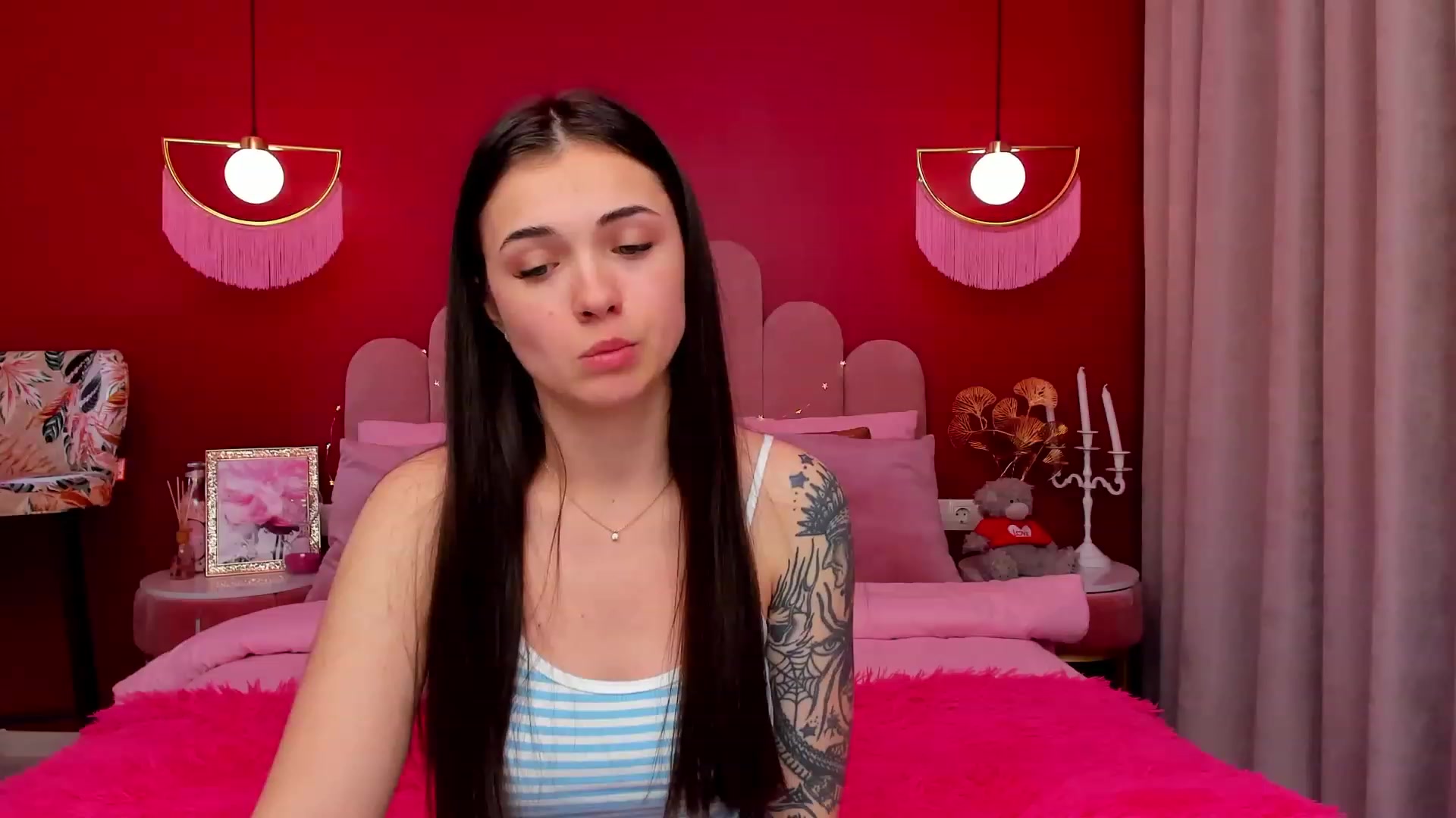 Gallery image thumbnail from AmeliaMFC's myfreecams stream on, 03/07/2023, 19:31 image 4 of 20