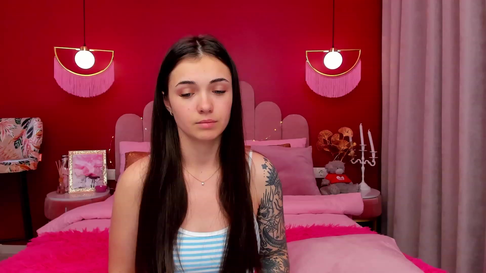 Gallery image thumbnail from AmeliaMFC's myfreecams stream on, 03/07/2023, 19:31 image 1 of 20