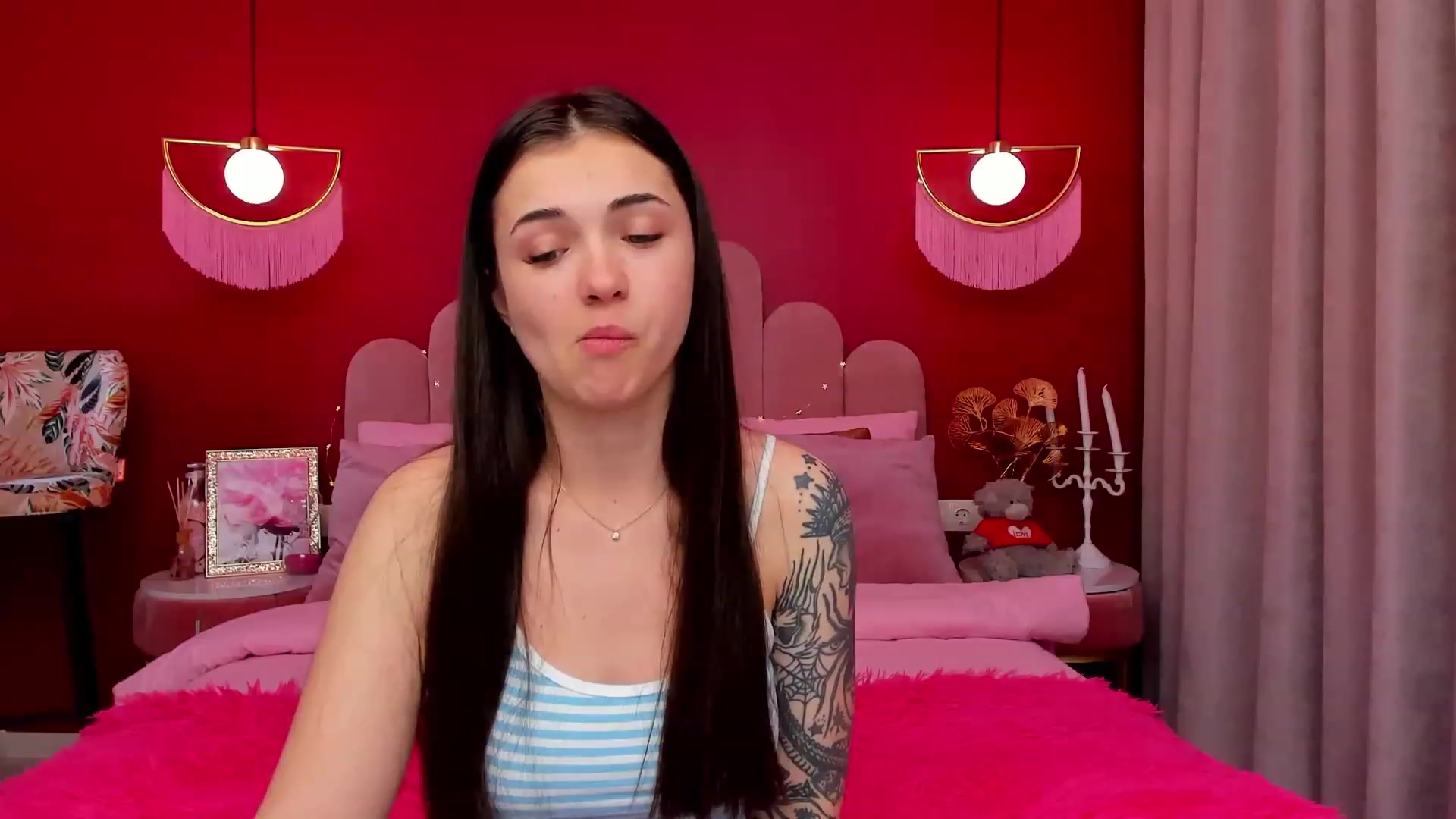 Gallery image thumbnail from AmeliaMFC's myfreecams stream on, 03/07/2023, 19:31 image 5 of 20