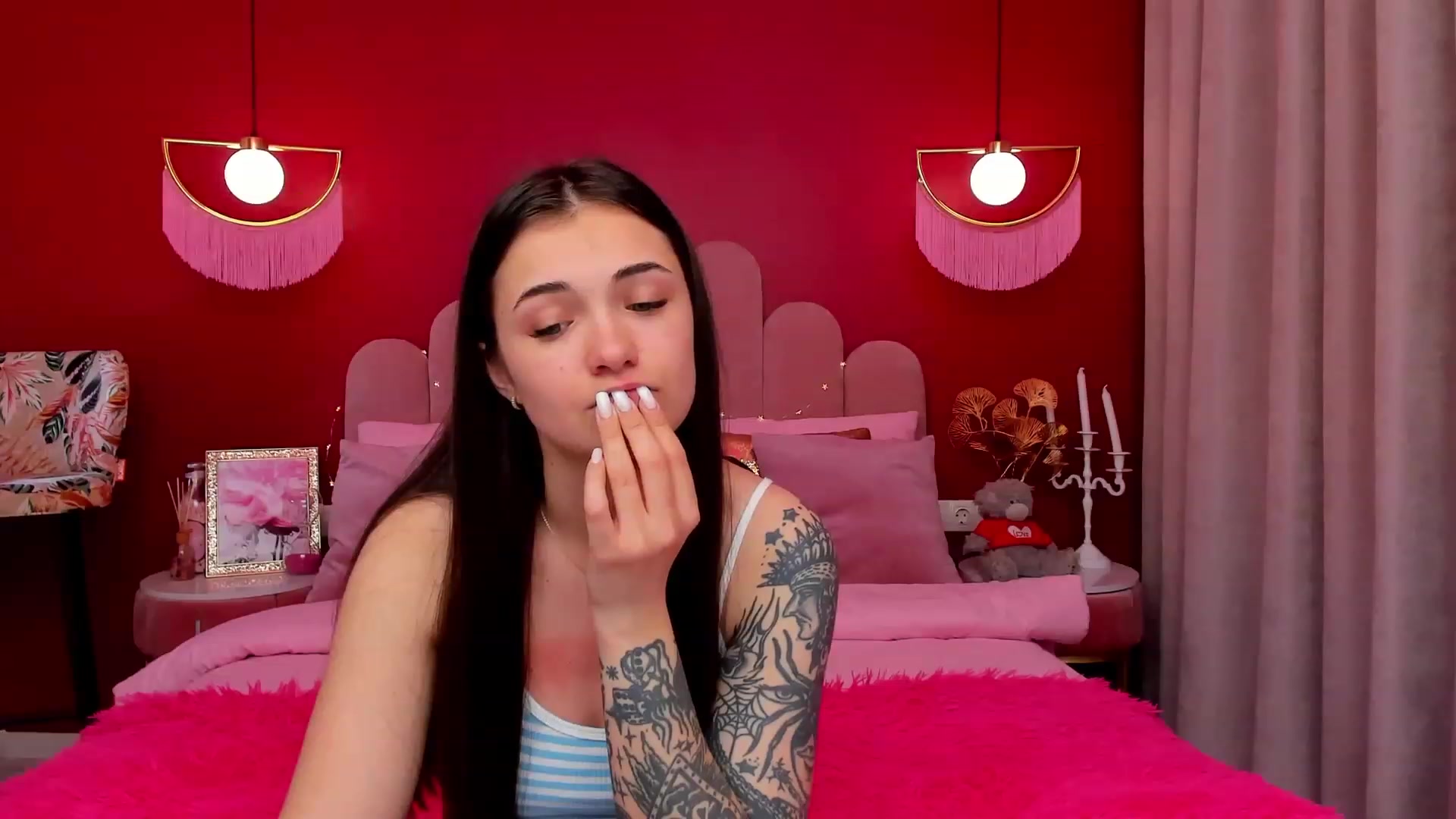 Gallery image thumbnail from AmeliaMFC's myfreecams stream on, 03/07/2023, 19:31 image 7 of 20