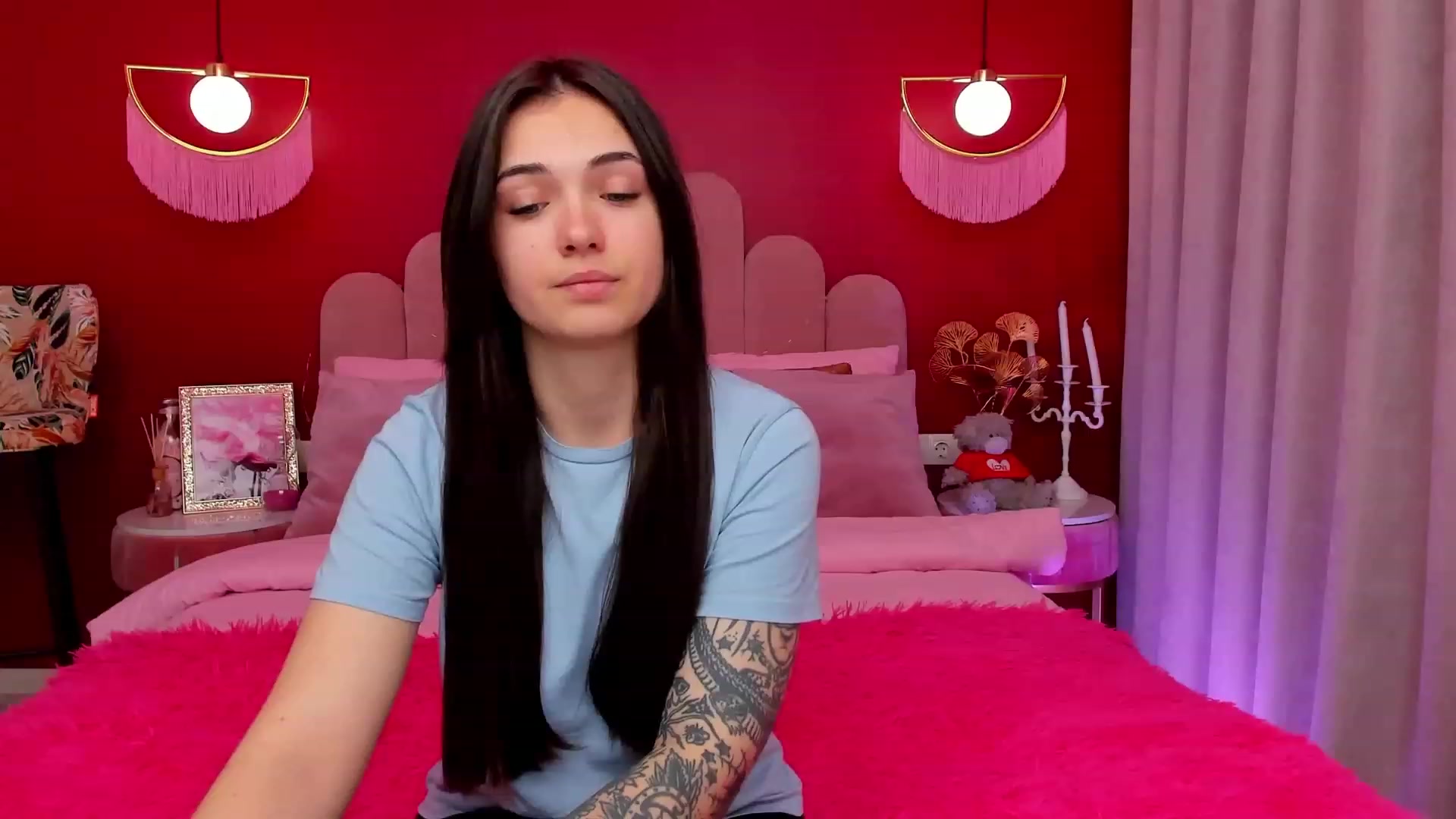 Gallery image thumbnail from AmeliaMFC's myfreecams stream on, 03/08/2023, 14:42 image 17 of 20