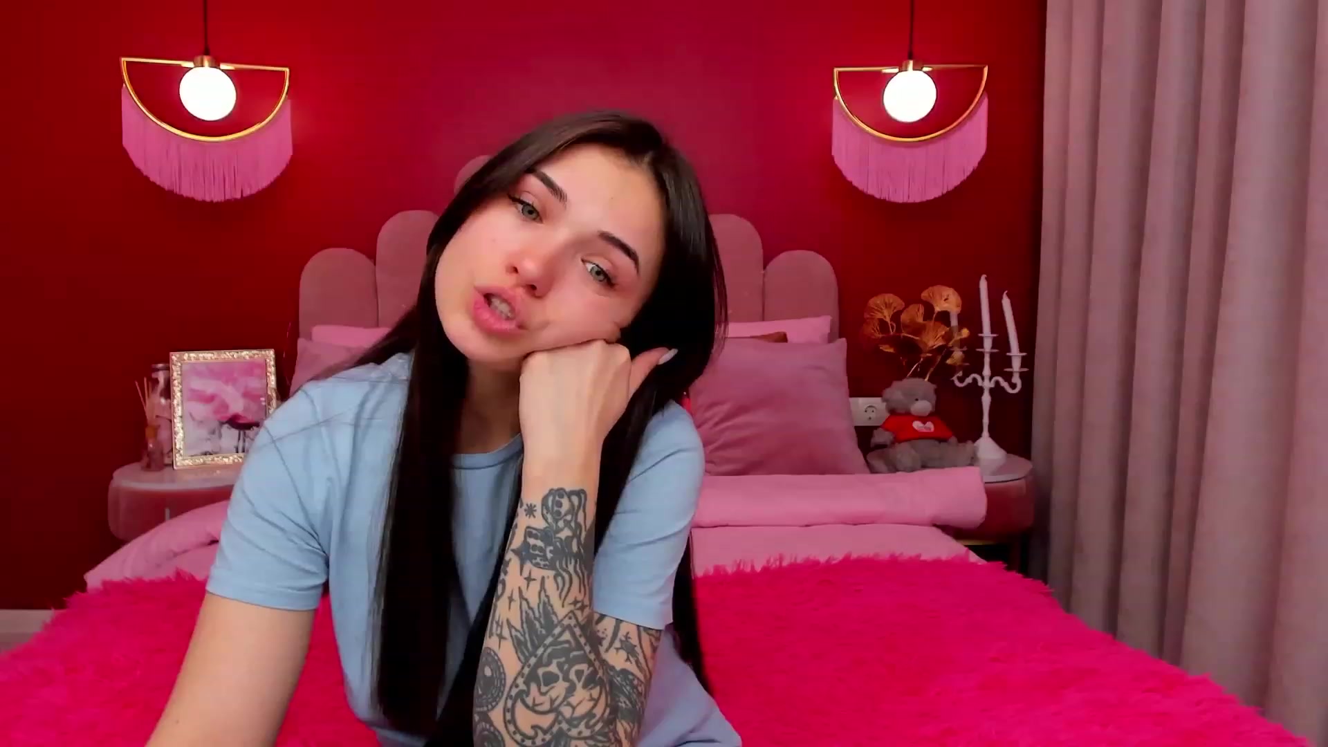 Gallery image thumbnail from AmeliaMFC's myfreecams stream on, 03/08/2023, 18:53 image 14 of 20