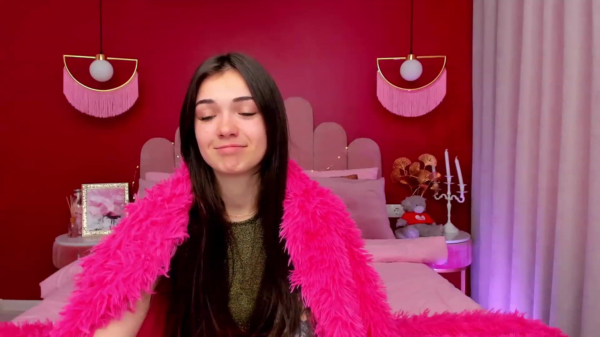 Gallery image thumbnail from AmeliaMFC's myfreecams stream on, 03/09/2023, 07:12 image 19 of 20