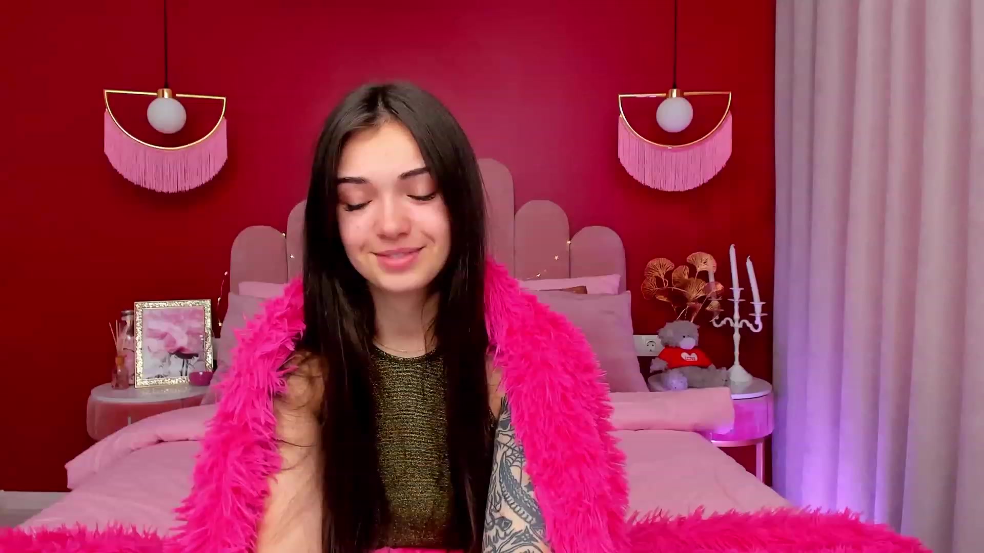 Gallery image thumbnail from AmeliaMFC's myfreecams stream on, 03/09/2023, 07:12 image 18 of 20