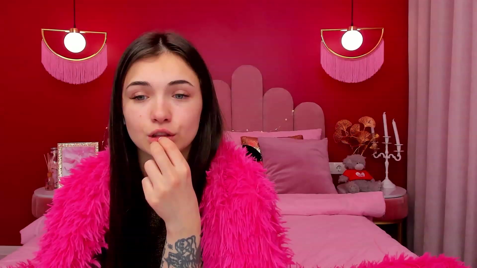 Gallery image thumbnail from AmeliaMFC's myfreecams stream on, 03/09/2023, 07:52 image 14 of 20