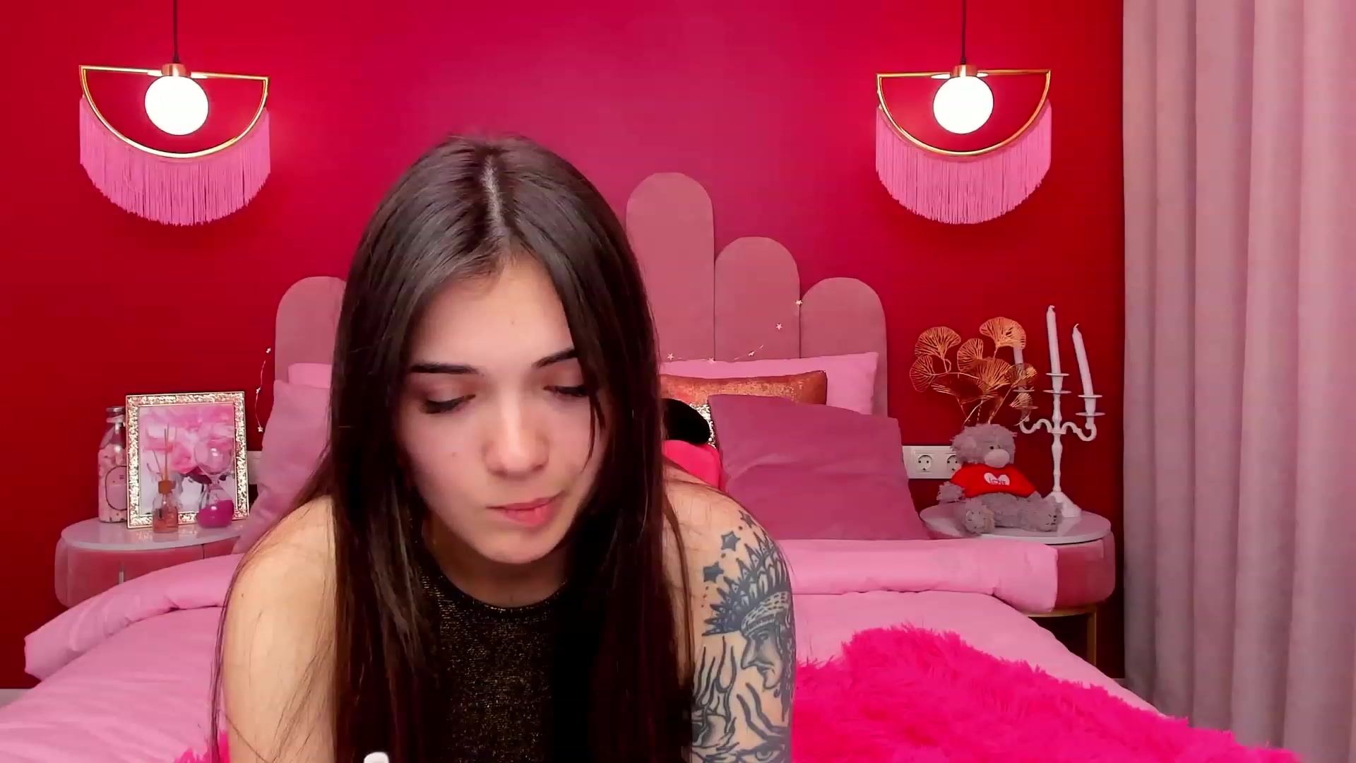 Gallery image thumbnail from AmeliaMFC's myfreecams stream on, 03/09/2023, 11:03 image 12 of 20