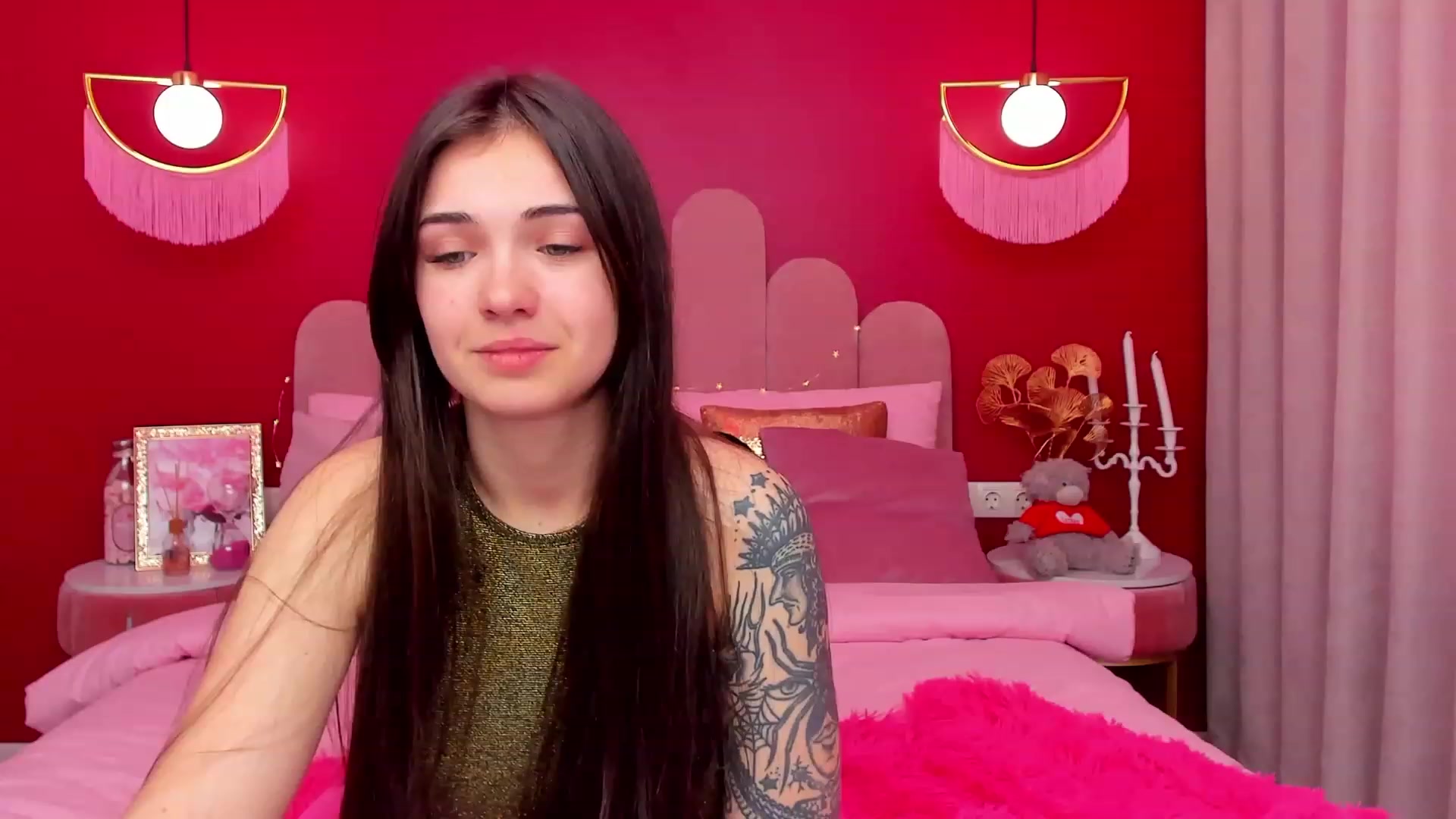 Gallery image thumbnail from AmeliaMFC's myfreecams stream on, 03/09/2023, 11:03 image 13 of 20