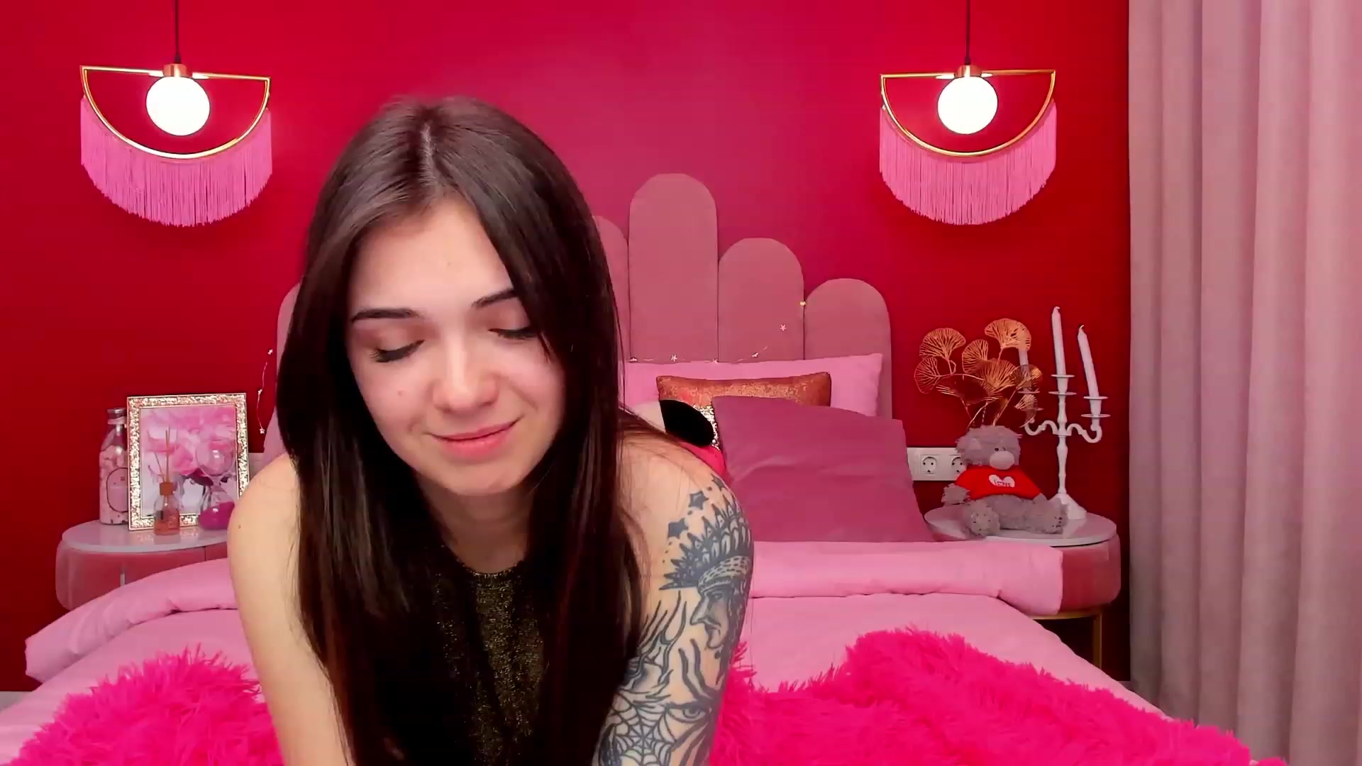 Gallery image thumbnail from AmeliaMFC's myfreecams stream on, 03/09/2023, 13:02 image 6 of 20