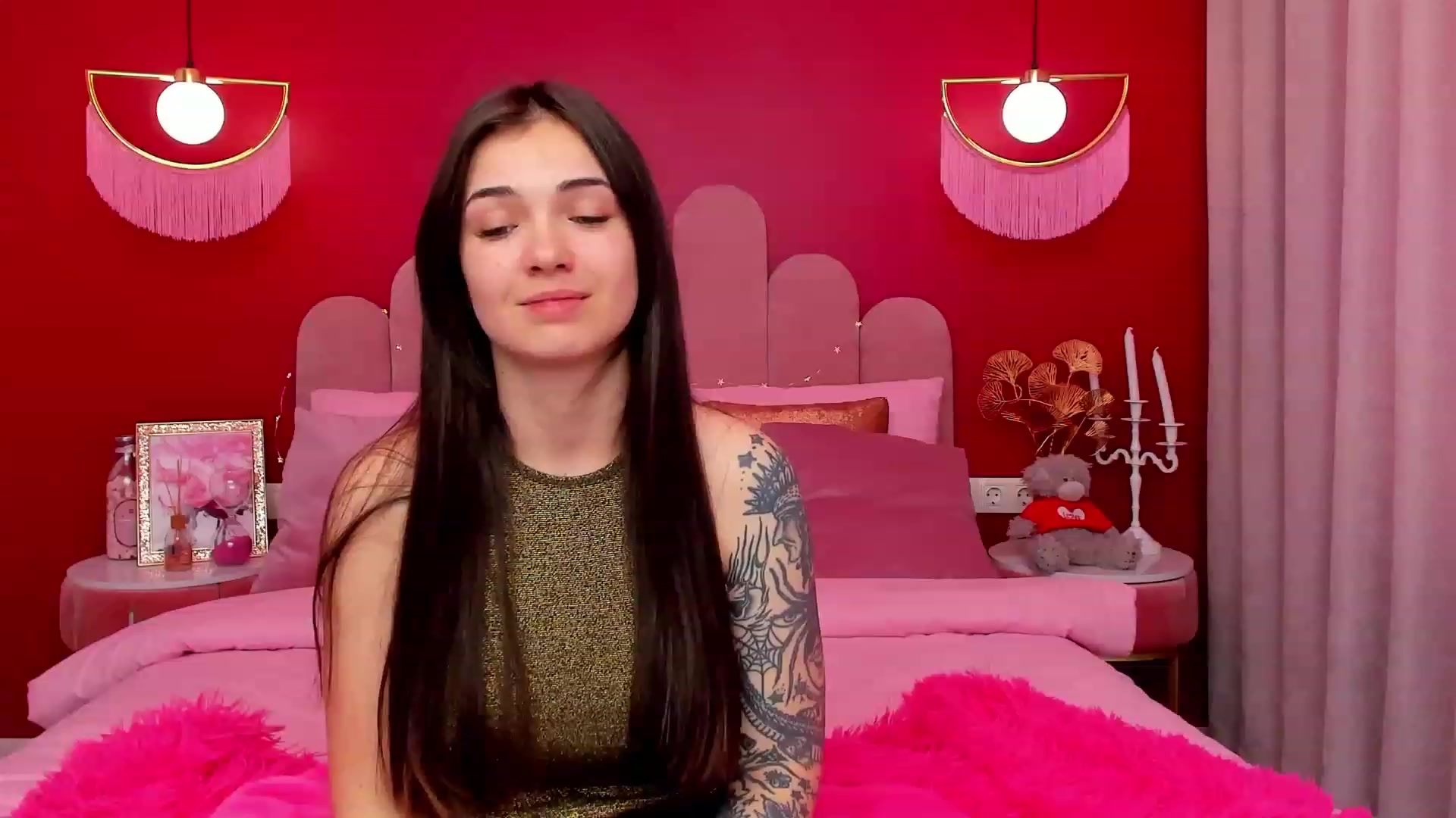 Gallery image thumbnail from AmeliaMFC's myfreecams stream on, 03/09/2023, 13:02 image 9 of 20