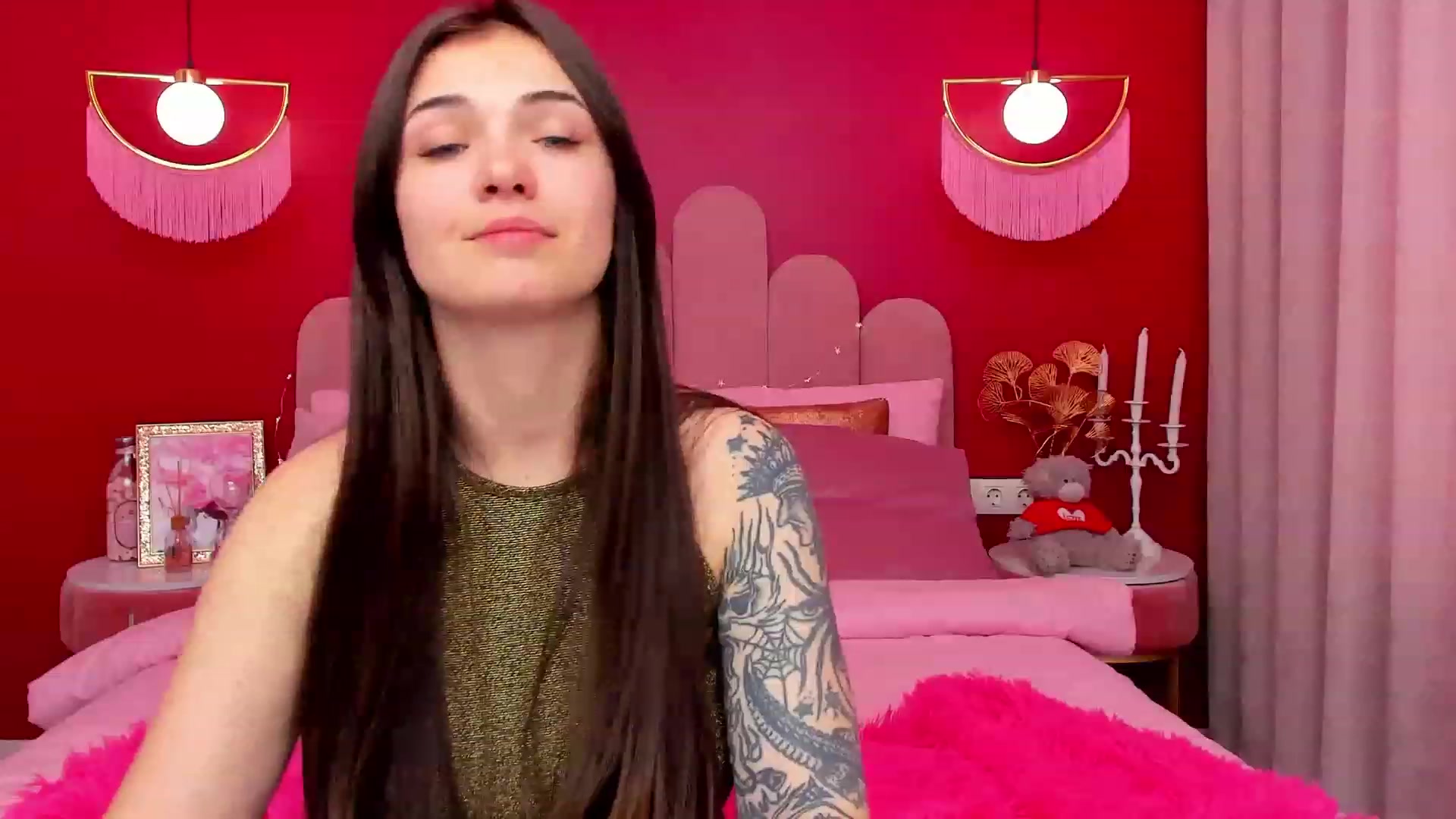 Gallery image thumbnail from AmeliaMFC's myfreecams stream on, 03/09/2023, 13:02 image 20 of 20