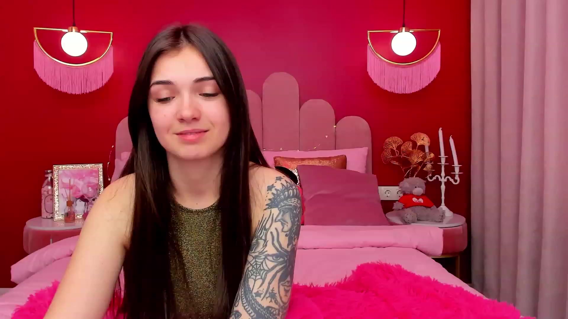 Gallery image thumbnail from AmeliaMFC's myfreecams stream on, 03/09/2023, 13:02 image 16 of 20