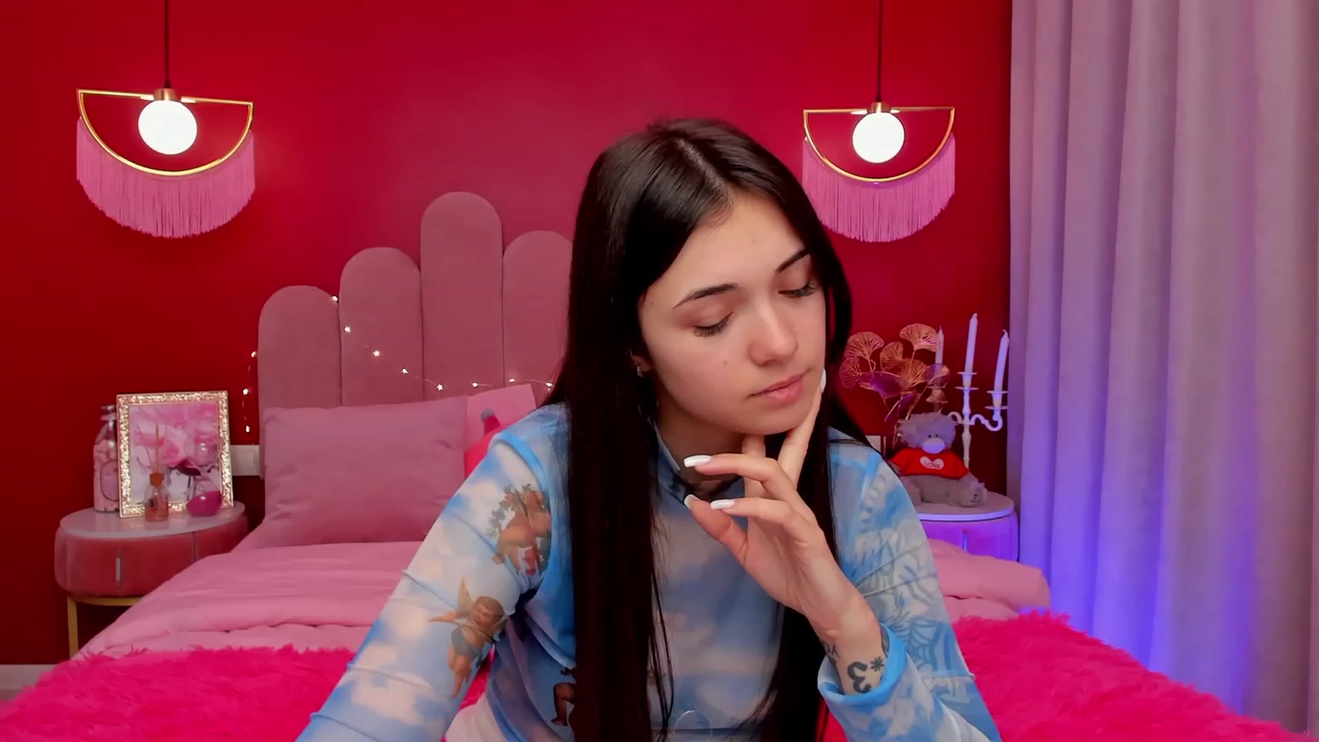 Gallery image thumbnail from AmeliaMFC's myfreecams stream on, 03/14/2023, 07:24 image 18 of 20