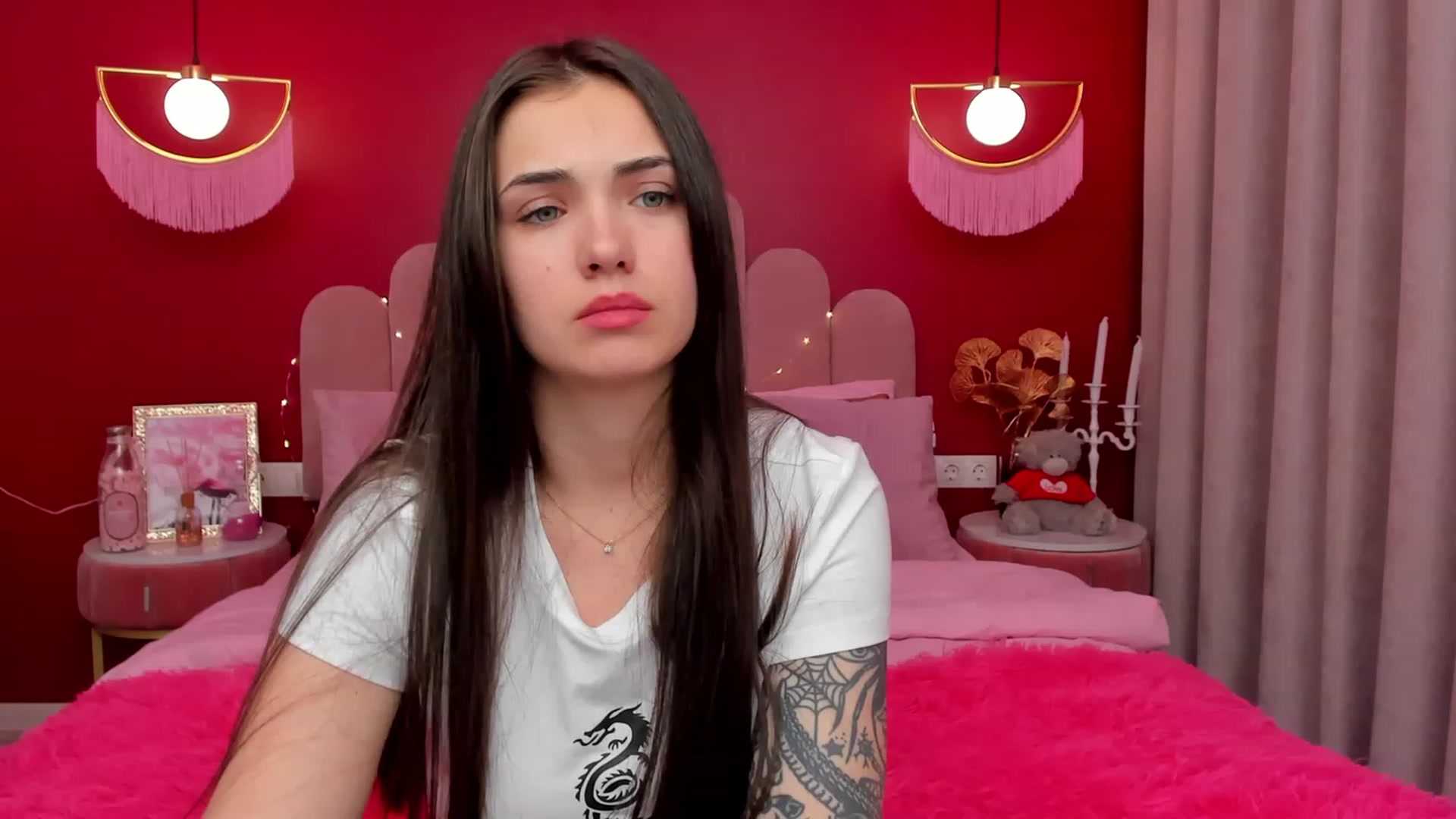 Gallery image thumbnail from AmeliaMFC's myfreecams stream on, 03/15/2023, 19:44 image 14 of 20