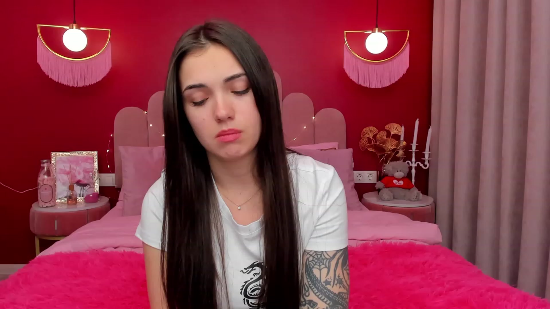 Gallery image thumbnail from AmeliaMFC's myfreecams stream on, 03/15/2023, 19:44 image 4 of 20