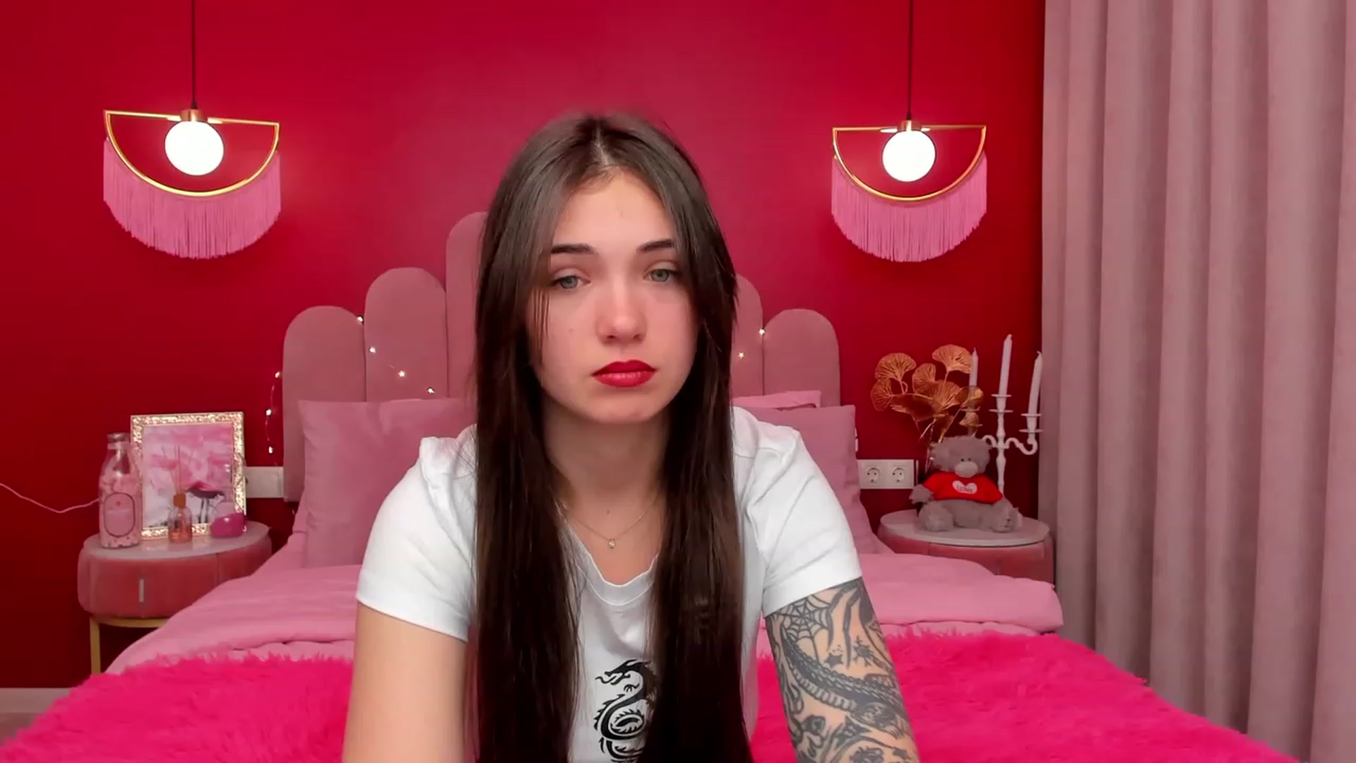 Gallery image thumbnail from AmeliaMFC's myfreecams stream on, 03/16/2023, 07:54 image 7 of 20