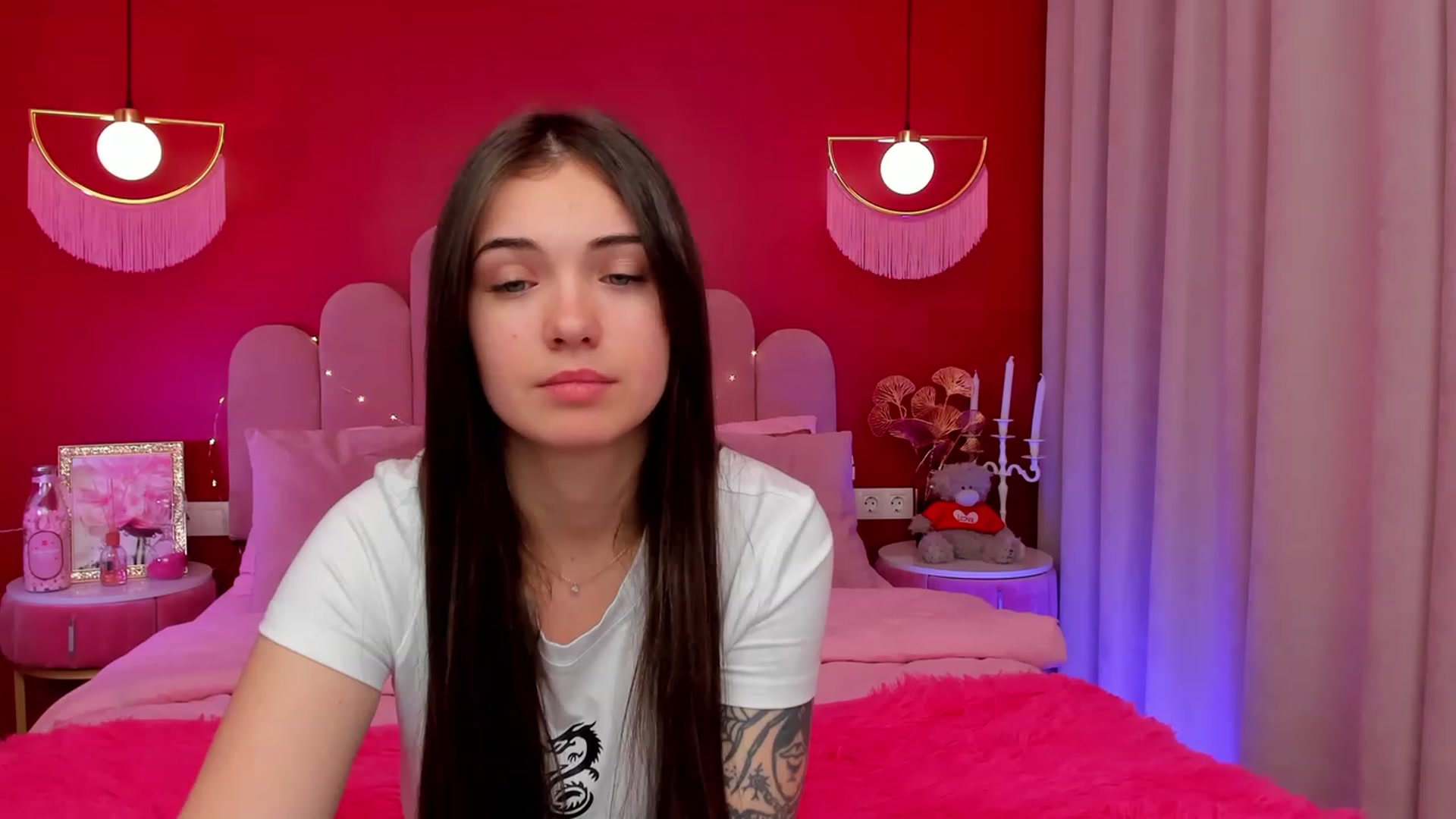 Gallery image thumbnail from AmeliaMFC's myfreecams stream on, 03/16/2023, 09:17 image 15 of 20
