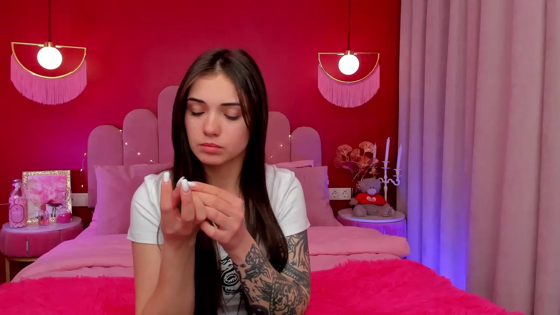 Gallery image thumbnail from AmeliaMFC's myfreecams stream on, 03/16/2023, 09:17 image 6 of 20