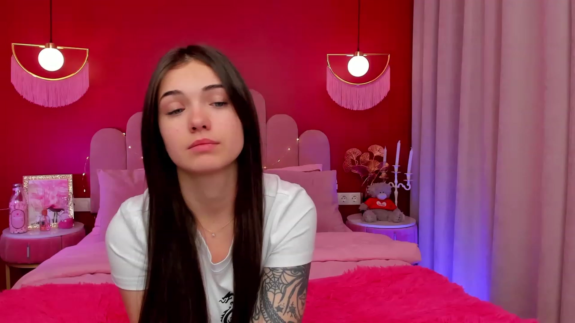 Gallery image thumbnail from AmeliaMFC's myfreecams stream on, 03/16/2023, 09:17 image 18 of 20