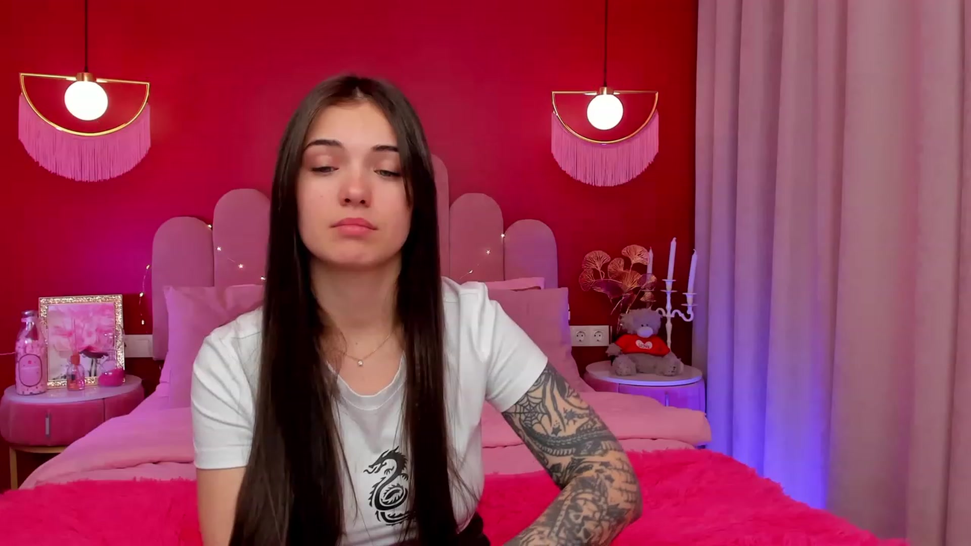 Gallery image thumbnail from AmeliaMFC's myfreecams stream on, 03/16/2023, 09:17 image 13 of 20