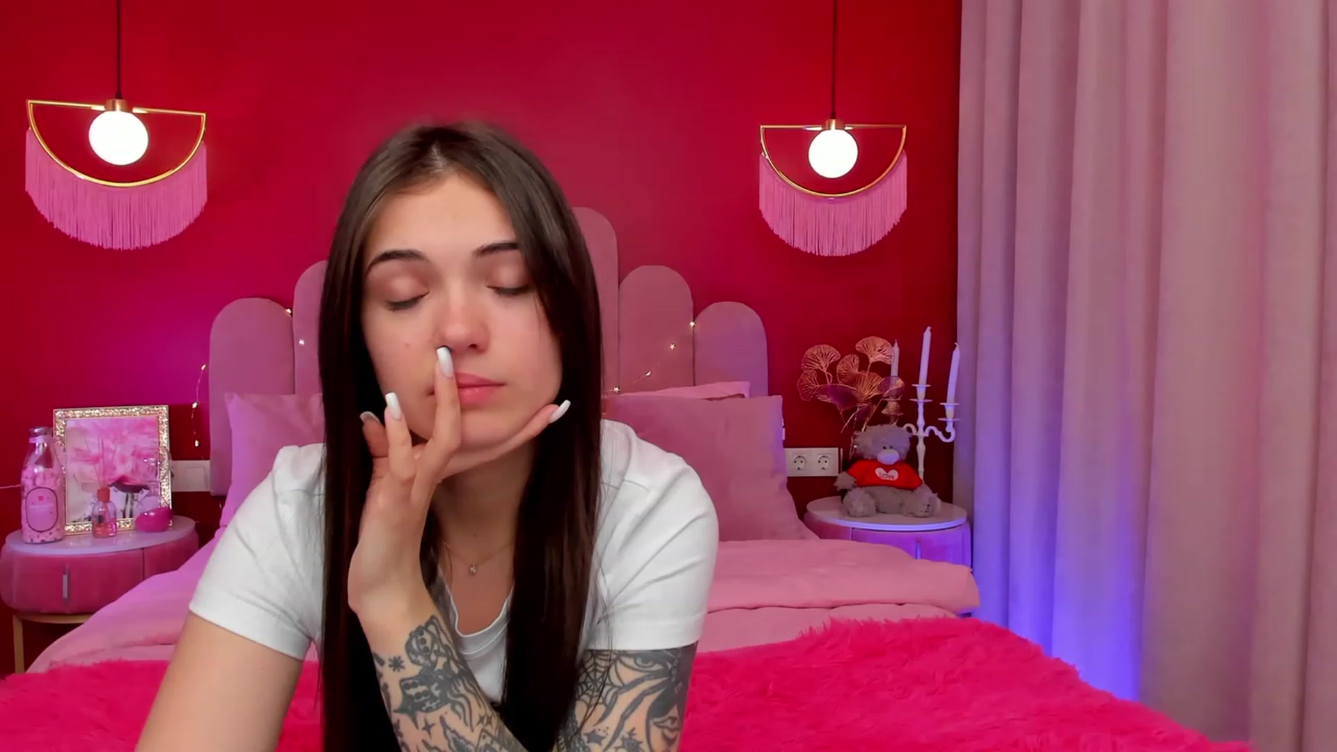 Gallery image thumbnail from AmeliaMFC's myfreecams stream on, 03/16/2023, 09:17 image 20 of 20