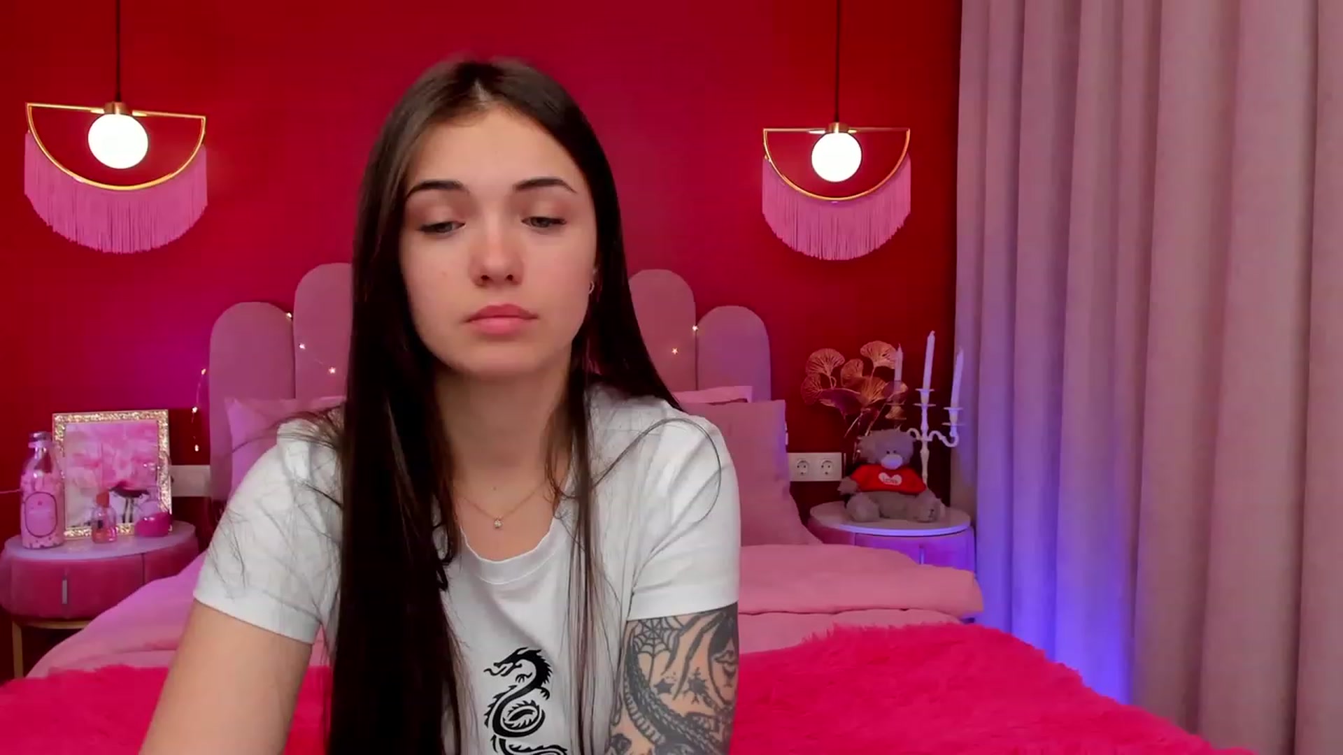 Gallery image thumbnail from AmeliaMFC's myfreecams stream on, 03/16/2023, 09:17 image 1 of 20