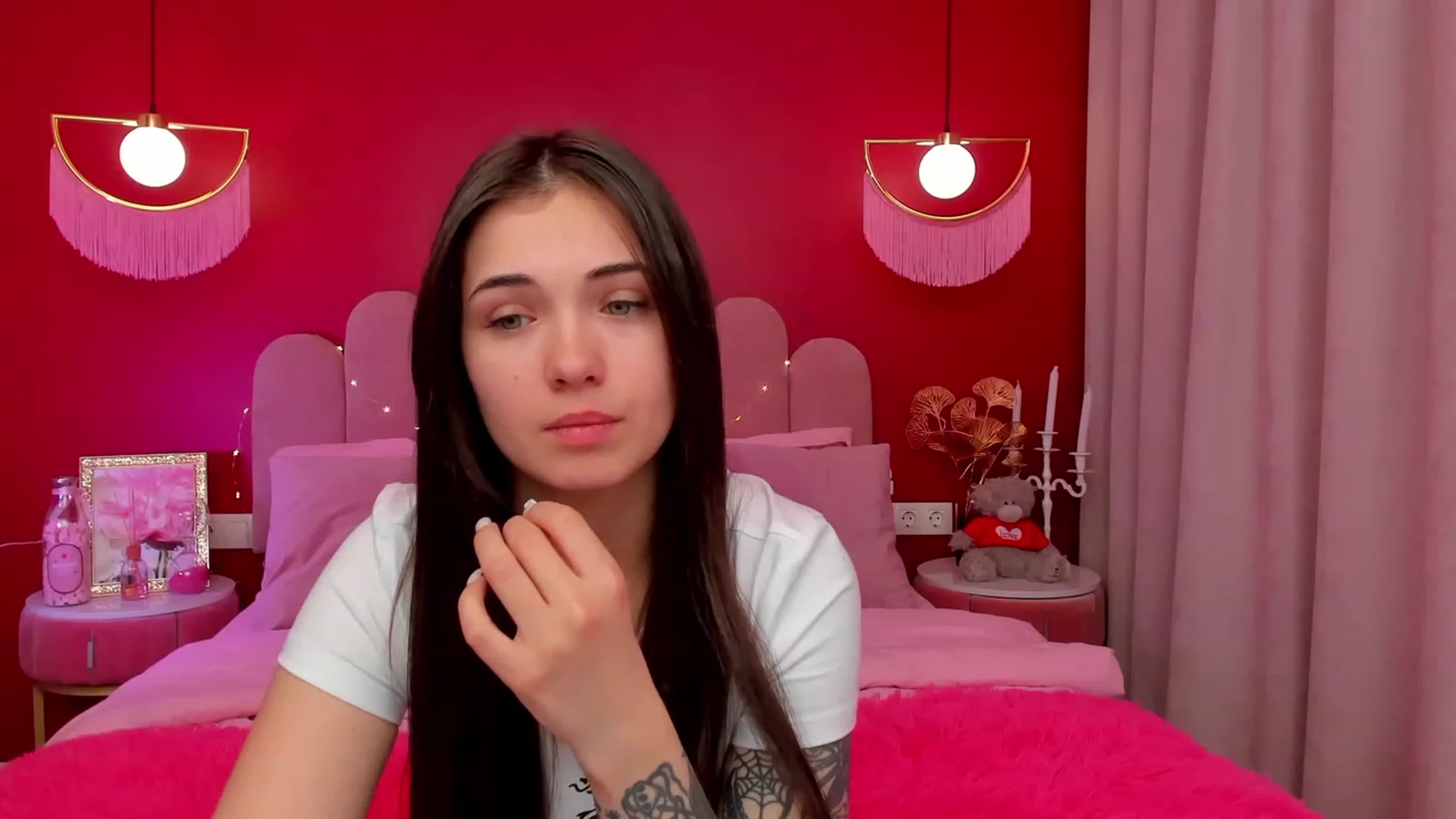 Gallery image thumbnail from AmeliaMFC's myfreecams stream on, 03/16/2023, 12:15 image 11 of 20