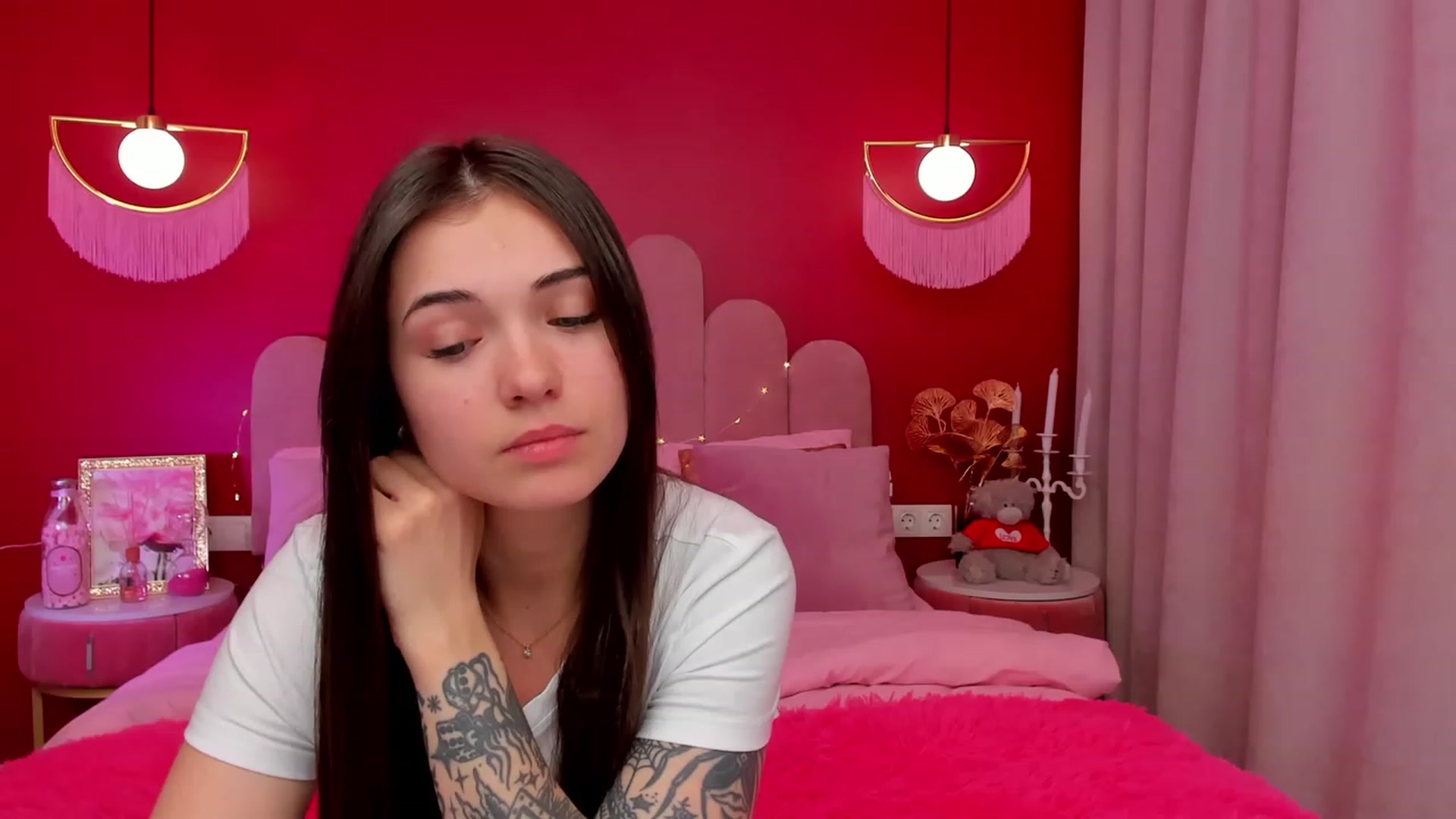 Gallery image thumbnail from AmeliaMFC's myfreecams stream on, 03/16/2023, 12:59 image 11 of 20
