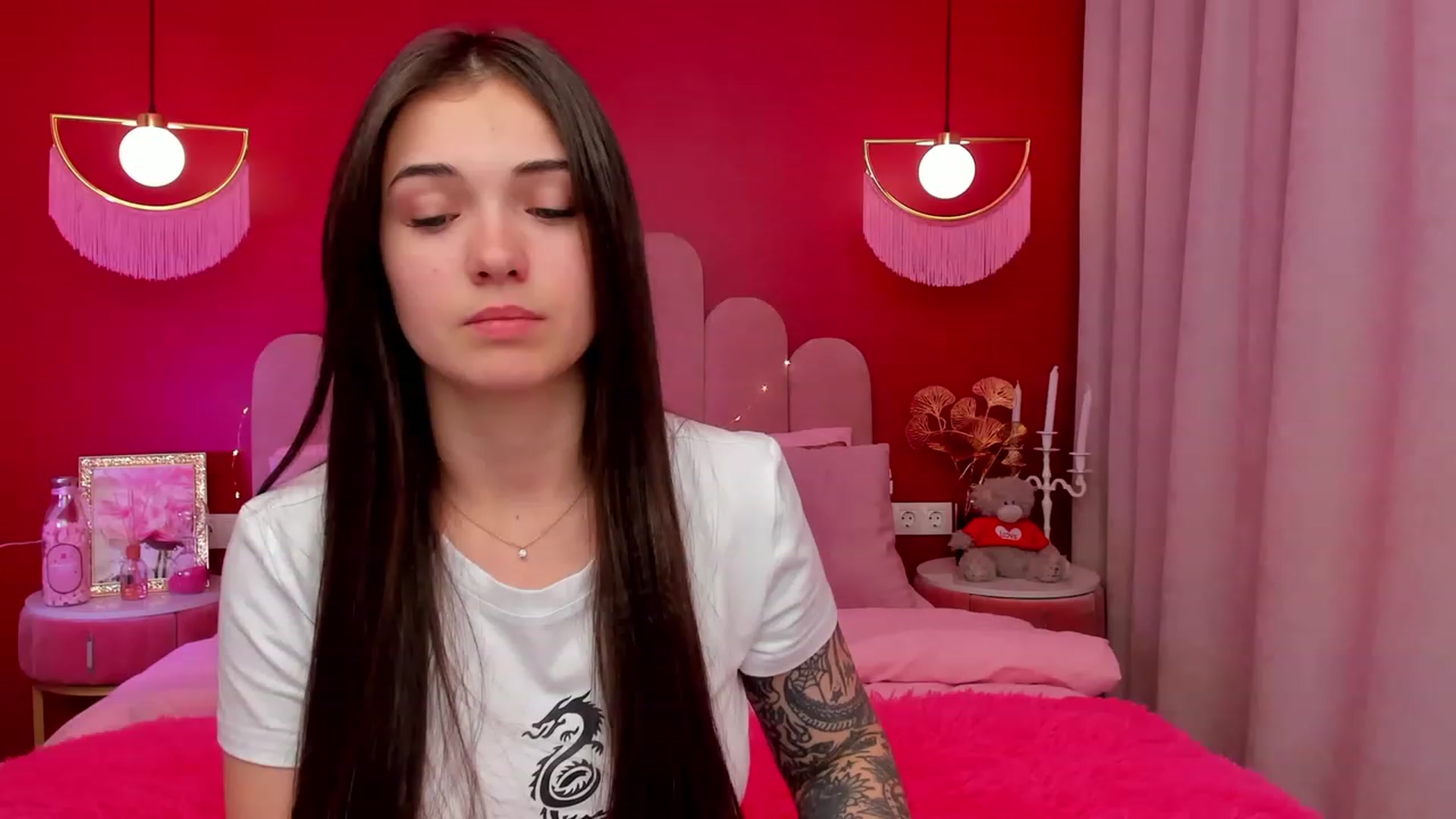 Gallery image thumbnail from AmeliaMFC's myfreecams stream on, 03/16/2023, 12:59 image 9 of 20