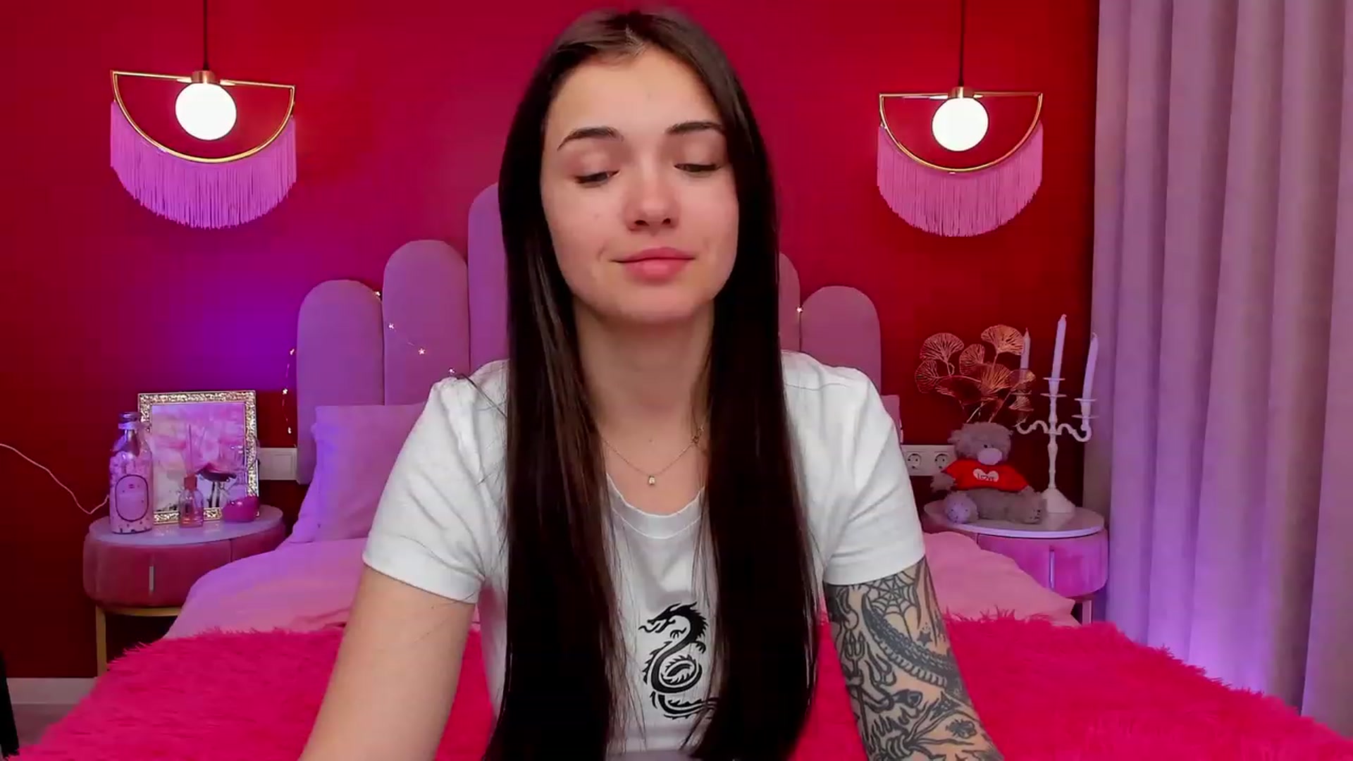 Gallery image thumbnail from AmeliaMFC's myfreecams stream on, 03/17/2023, 08:32 image 7 of 20