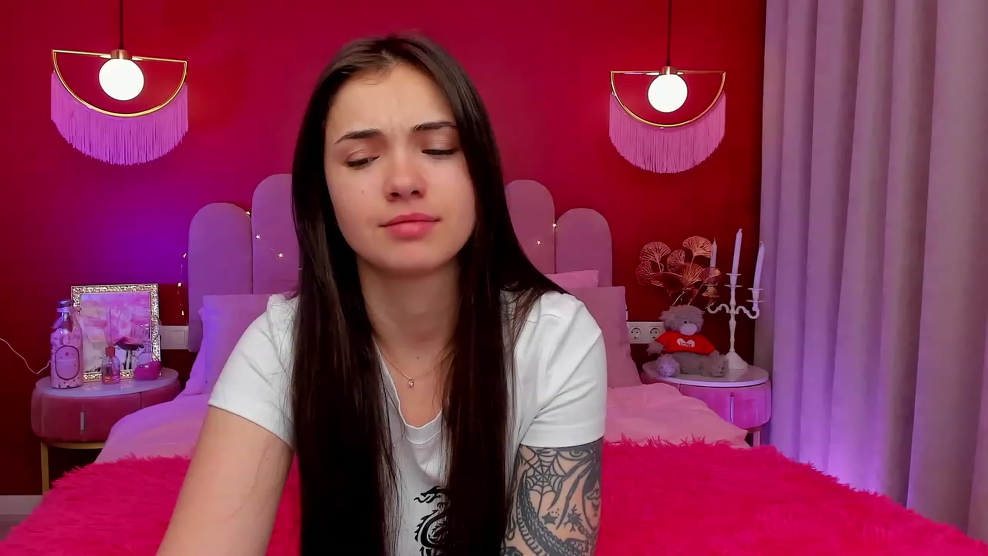 Gallery image thumbnail from AmeliaMFC's myfreecams stream on, 03/17/2023, 08:32 image 1 of 20