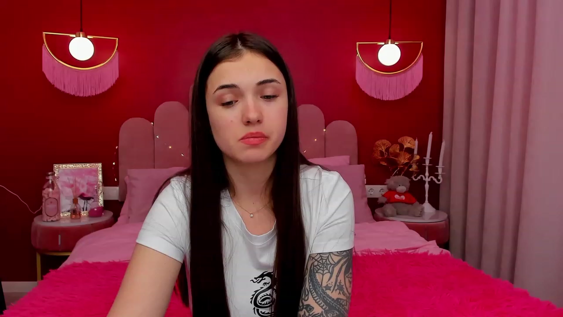 Gallery image thumbnail from AmeliaMFC's myfreecams stream on, 03/17/2023, 10:29 image 4 of 20