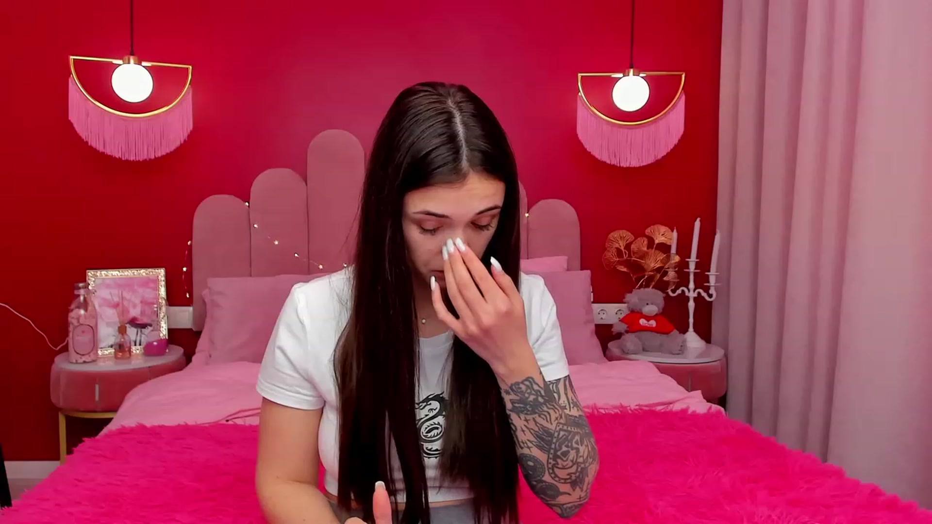 Gallery image thumbnail from AmeliaMFC's myfreecams stream on, 03/17/2023, 10:29 image 16 of 20