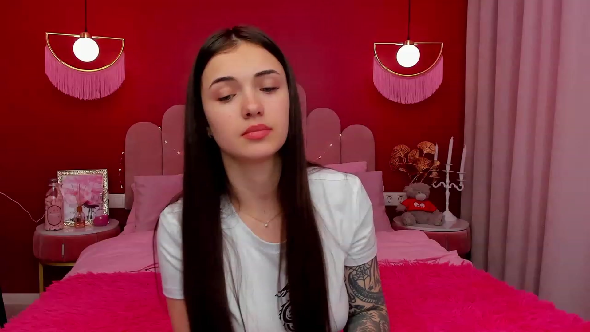 Gallery image thumbnail from AmeliaMFC's myfreecams stream on, 03/17/2023, 10:29 image 5 of 20