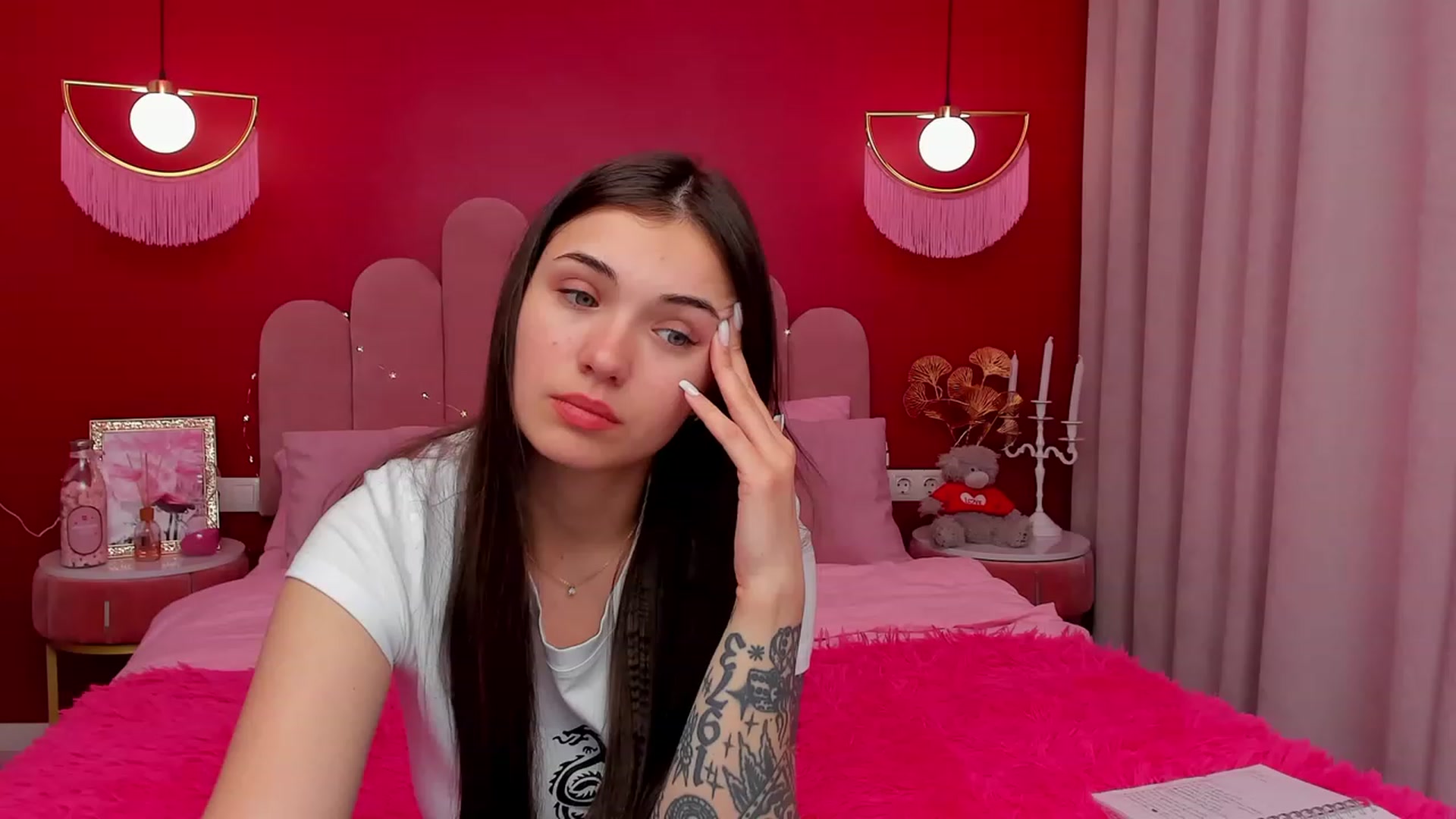 Gallery image thumbnail from AmeliaMFC's myfreecams stream on, 03/17/2023, 12:50 image 14 of 20