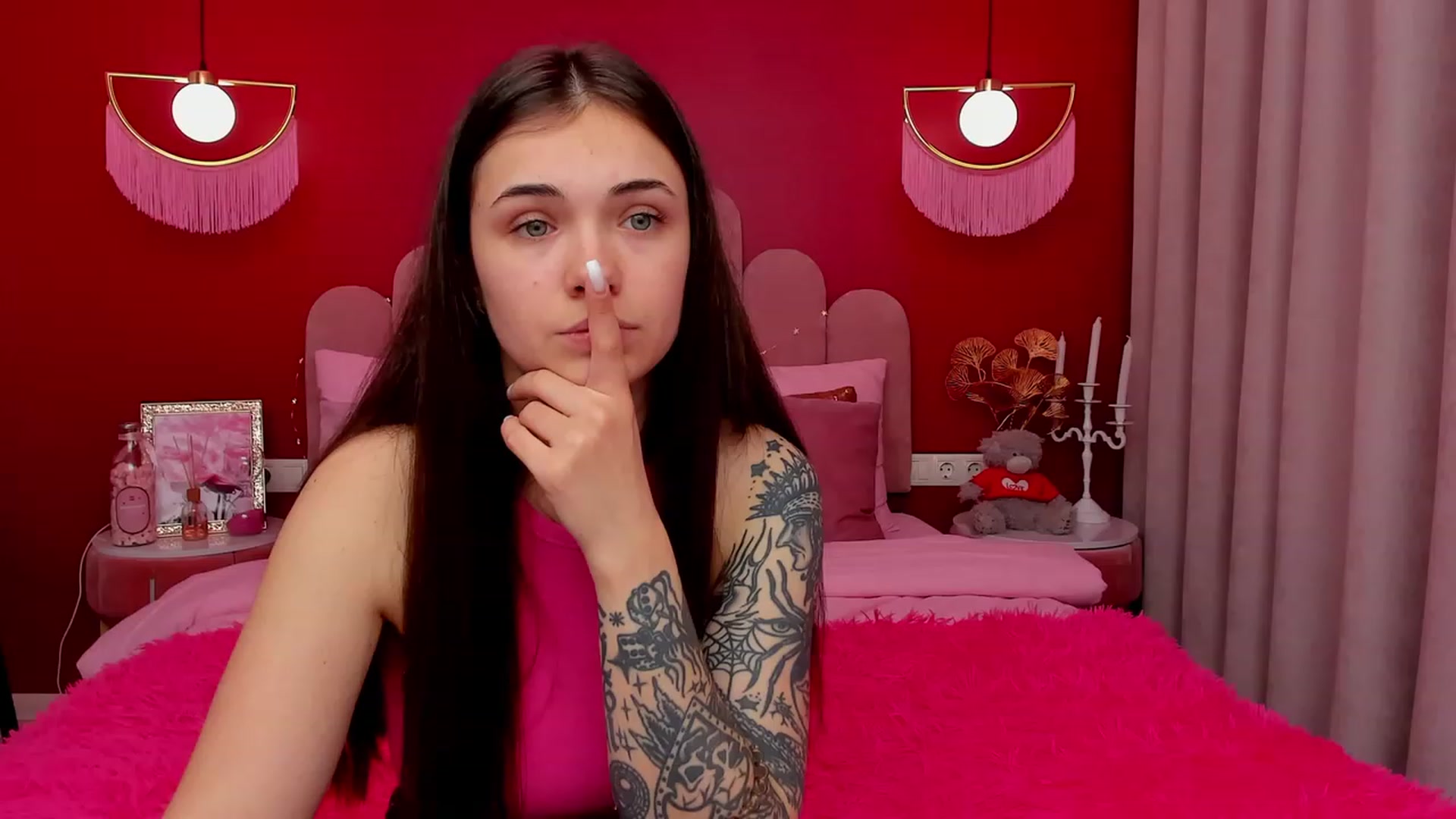Gallery image thumbnail from AmeliaMFC's myfreecams stream on, 03/18/2023, 14:26 image 14 of 20