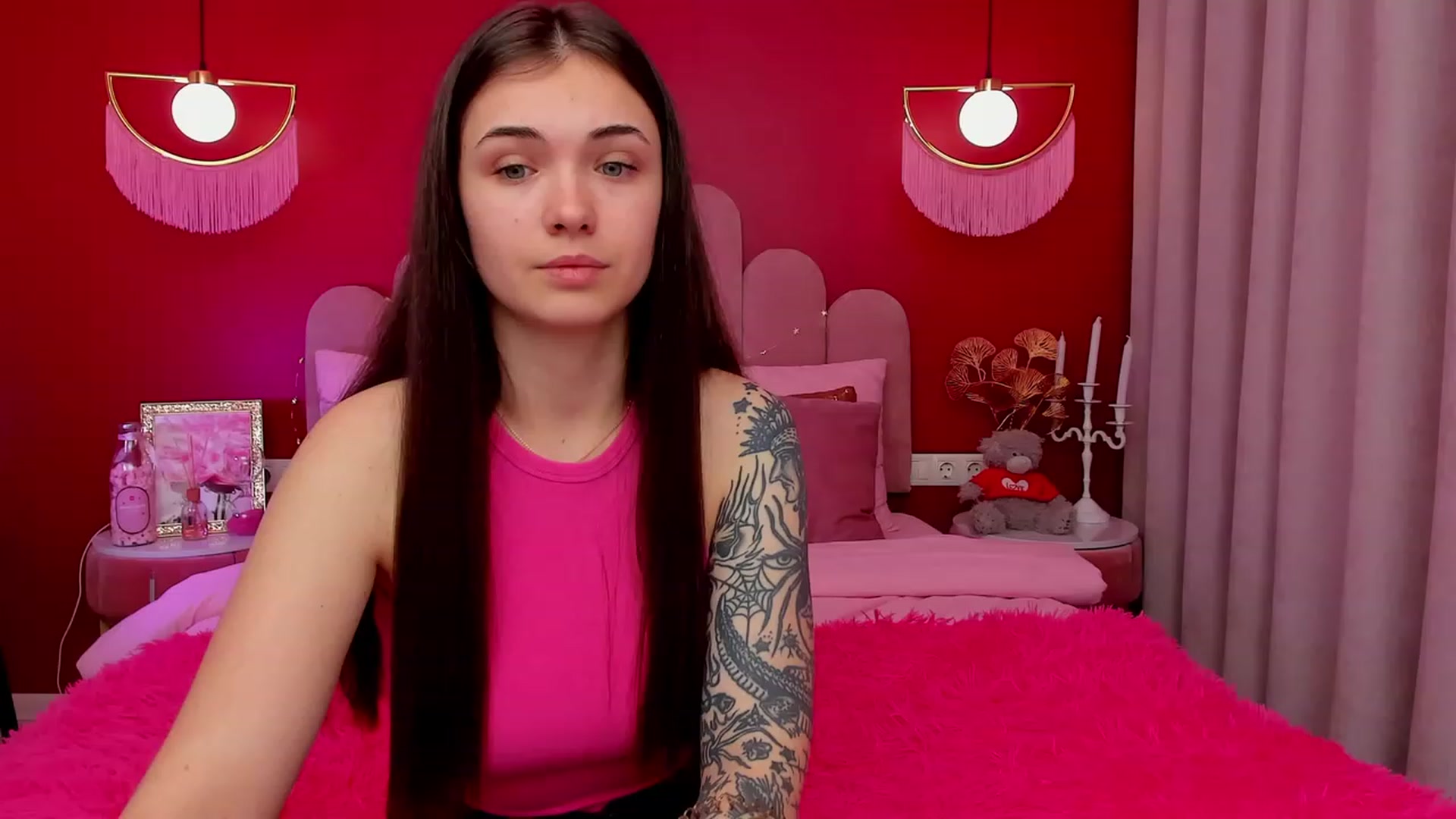 Gallery image thumbnail from AmeliaMFC's myfreecams stream on, 03/18/2023, 14:26 image 8 of 20