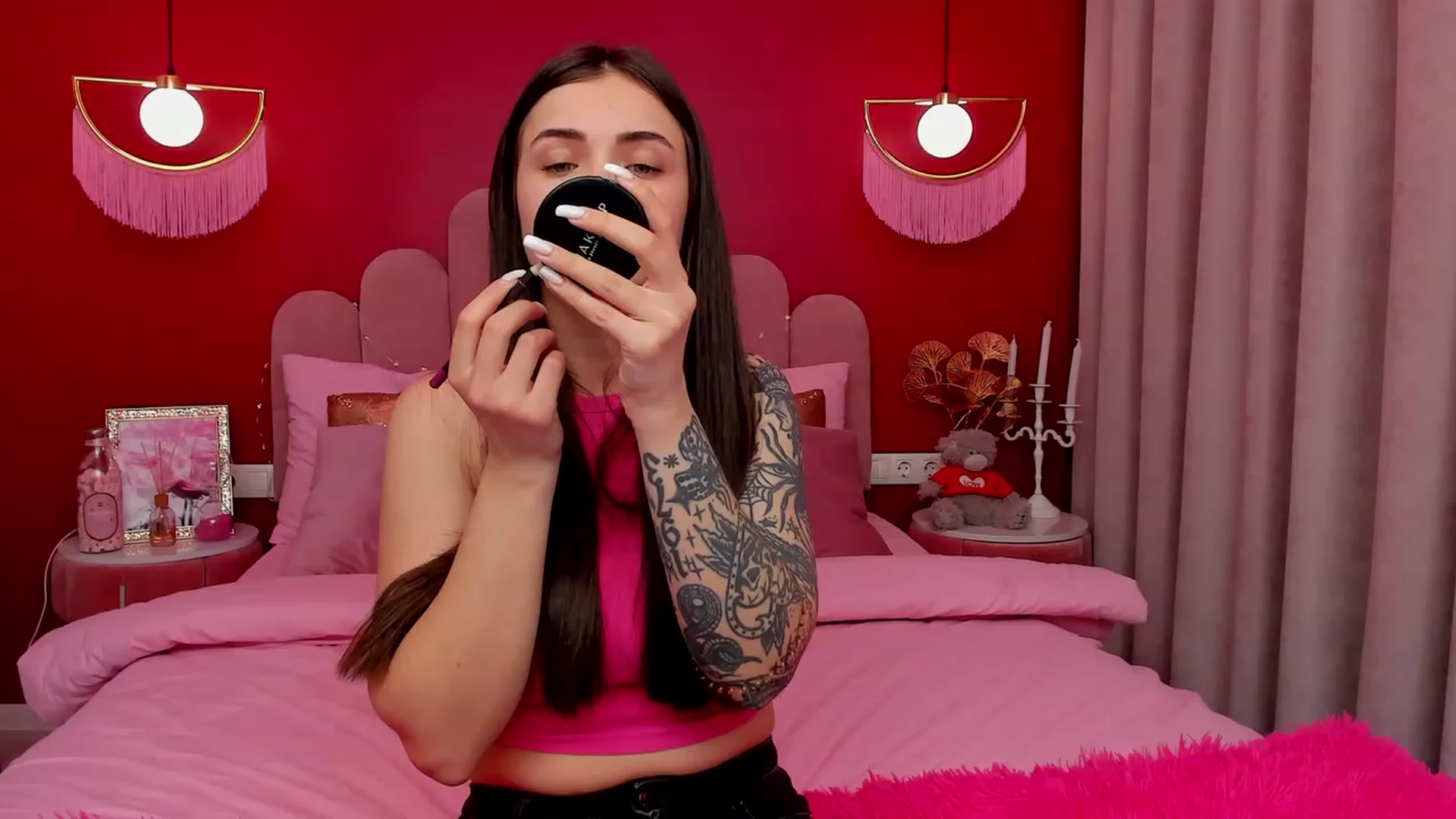 Gallery image thumbnail from AmeliaMFC's myfreecams stream on, 03/18/2023, 18:19 image 6 of 20