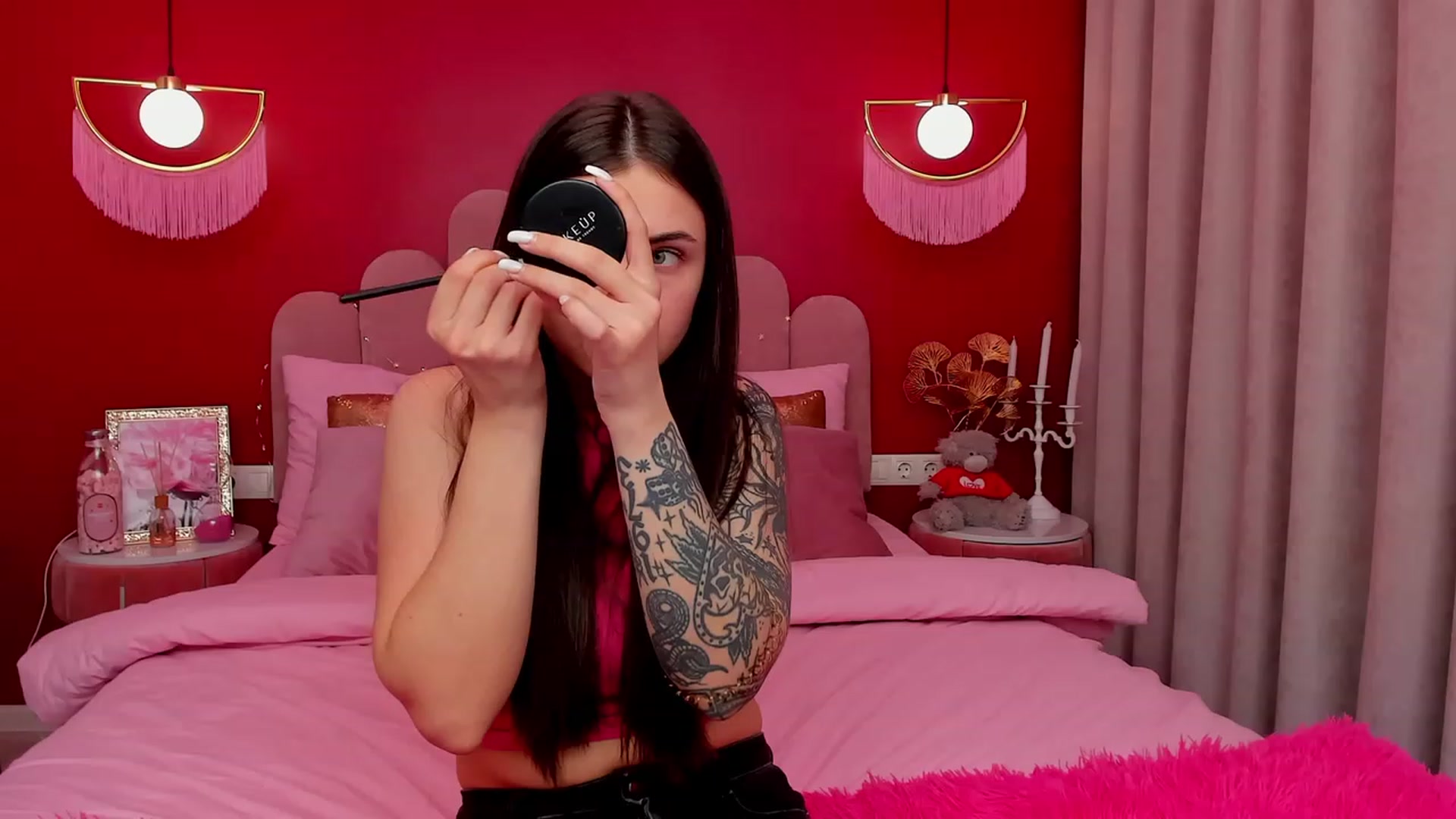 Gallery image thumbnail from AmeliaMFC's myfreecams stream on, 03/18/2023, 18:19 image 9 of 20