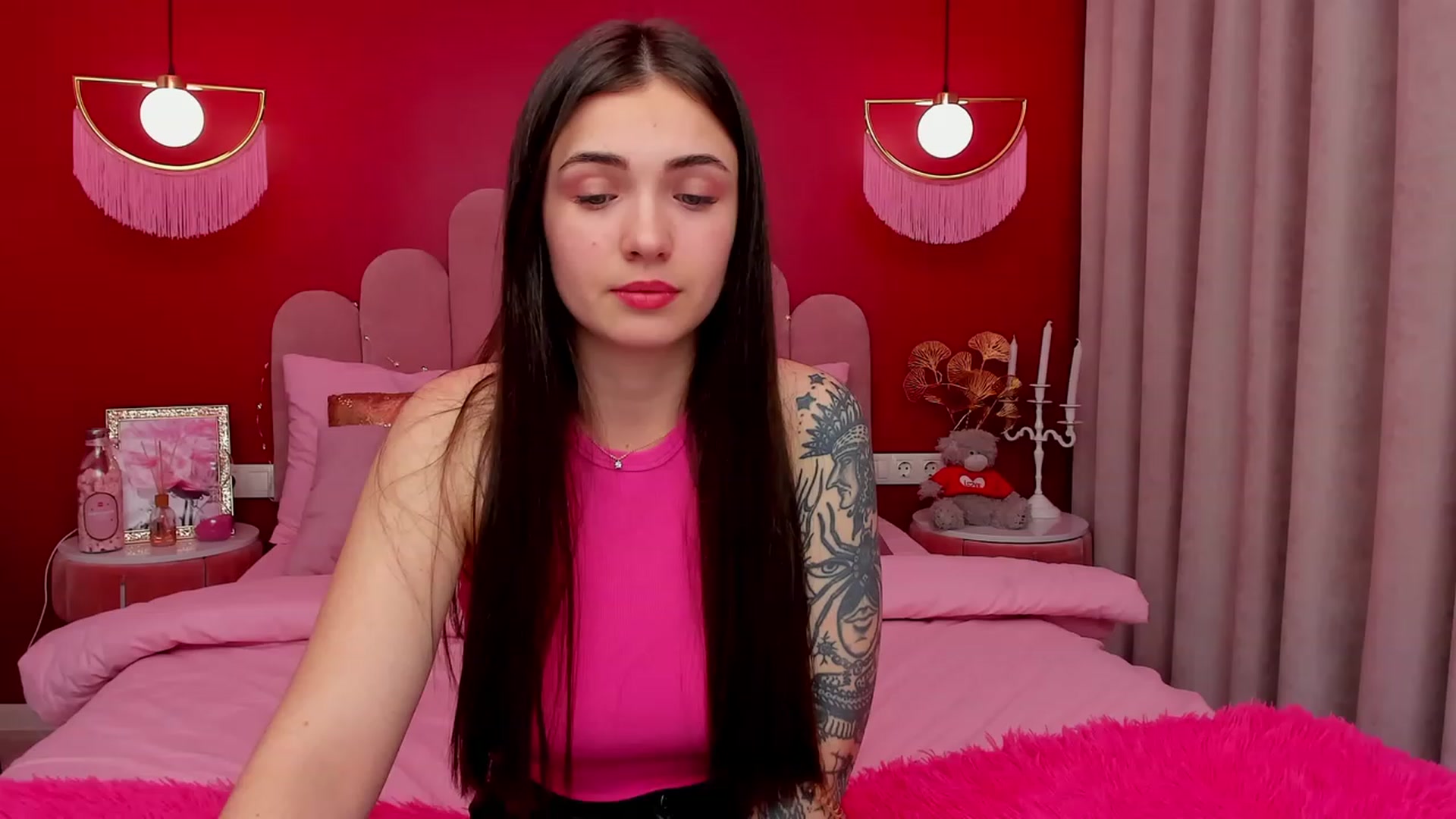 Gallery image thumbnail from AmeliaMFC's myfreecams stream on, 03/18/2023, 19:32 image 4 of 20
