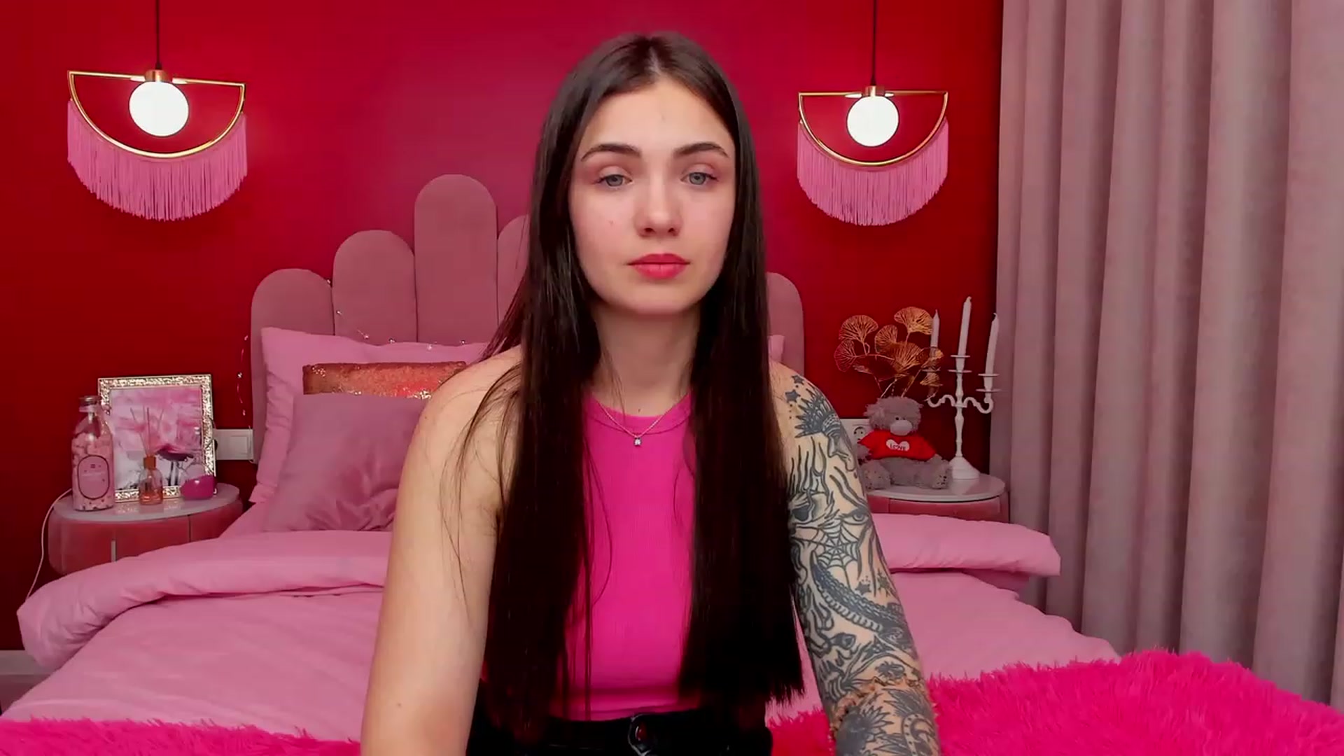Gallery image thumbnail from AmeliaMFC's myfreecams stream on, 03/18/2023, 19:32 image 6 of 20