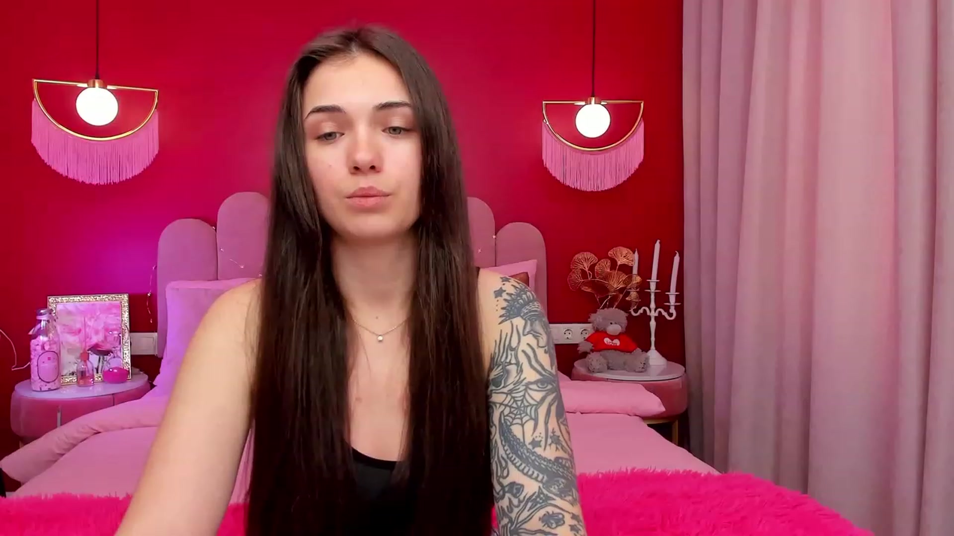 Gallery image thumbnail from AmeliaMFC's myfreecams stream on, 03/20/2023, 14:22 image 6 of 20