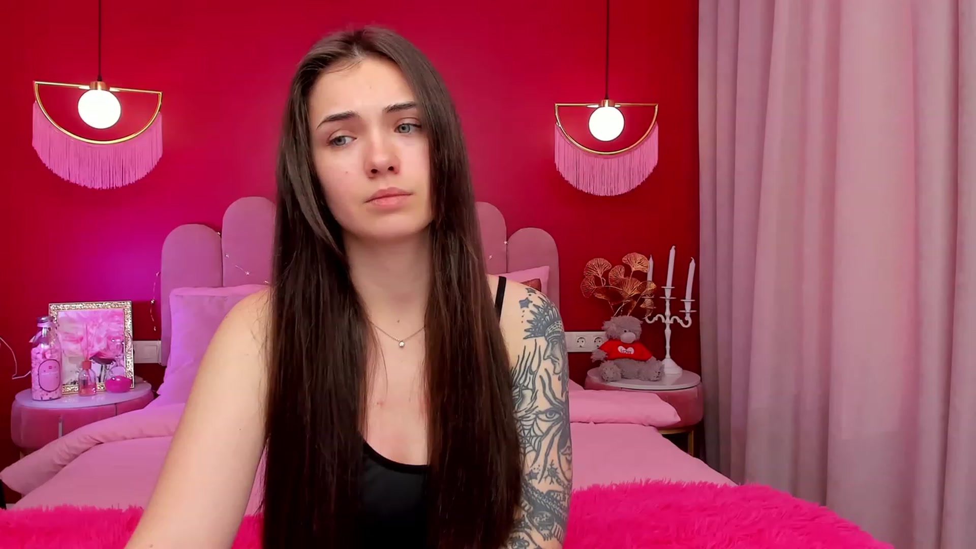 Gallery image thumbnail from AmeliaMFC's myfreecams stream on, 03/20/2023, 14:22 image 2 of 20